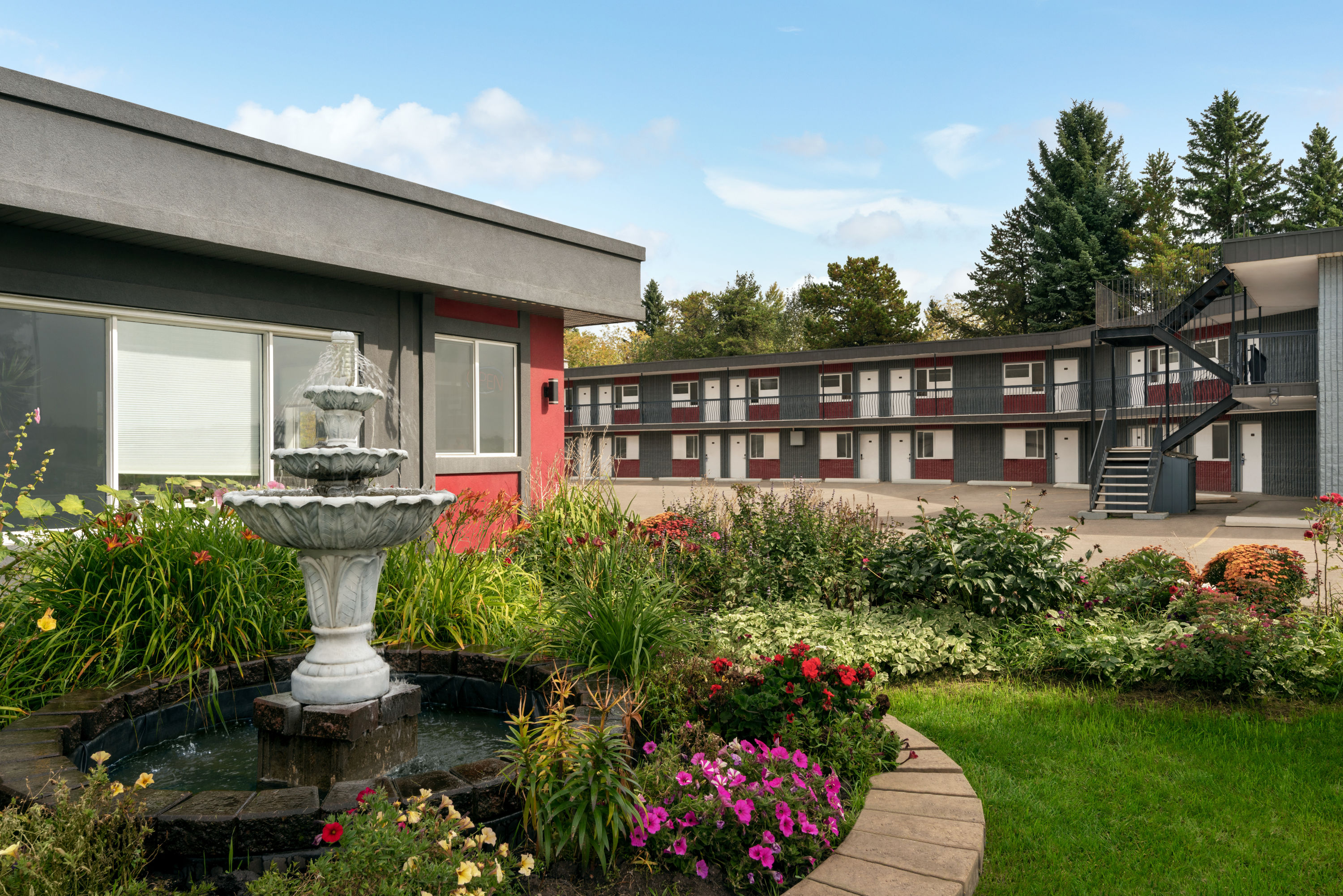 Thriftlodge Edmonton Edmonton Ab Hotels