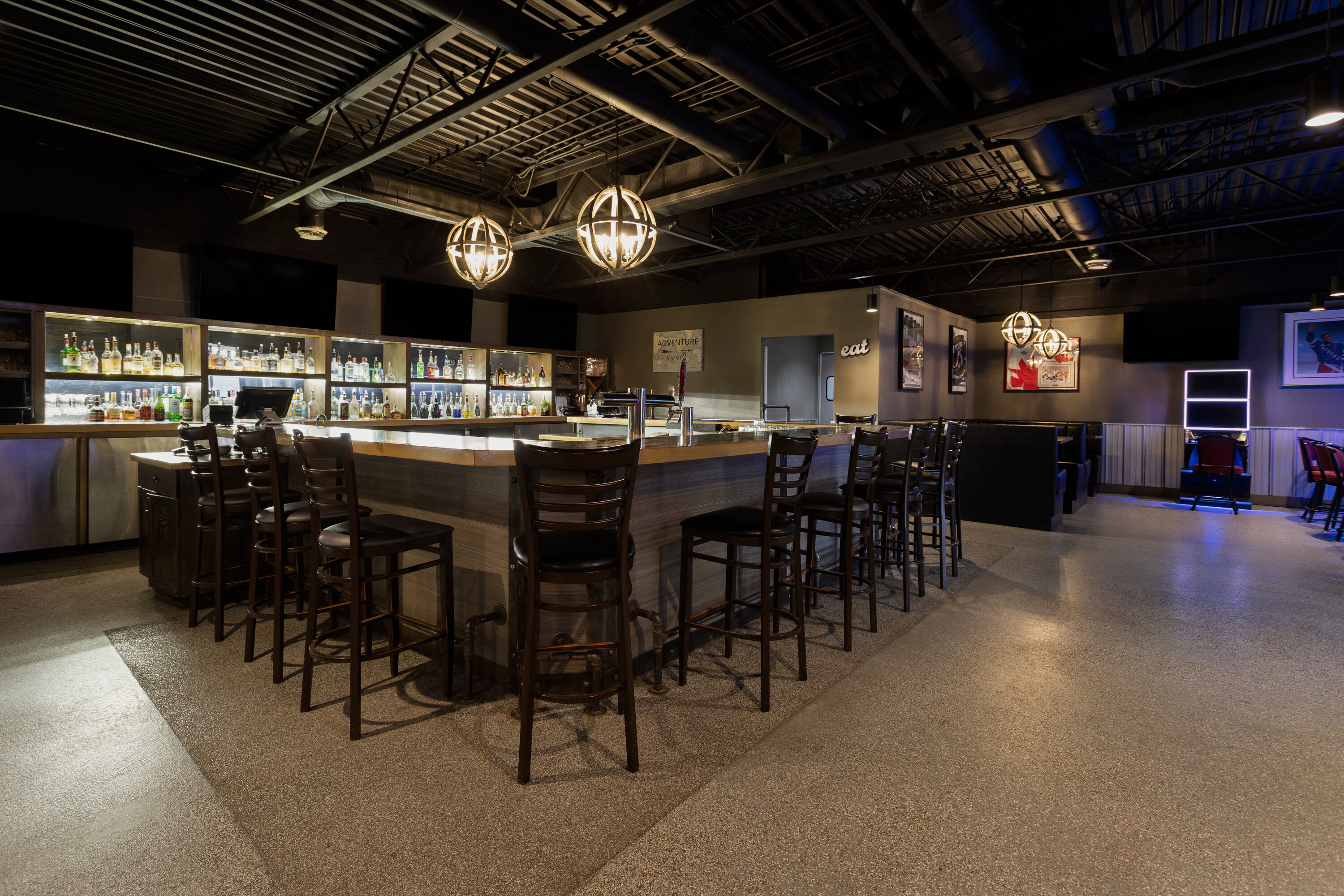 Bar at Travelodge by Wyndham Grande Prairie in Grande Prairie, Alberta