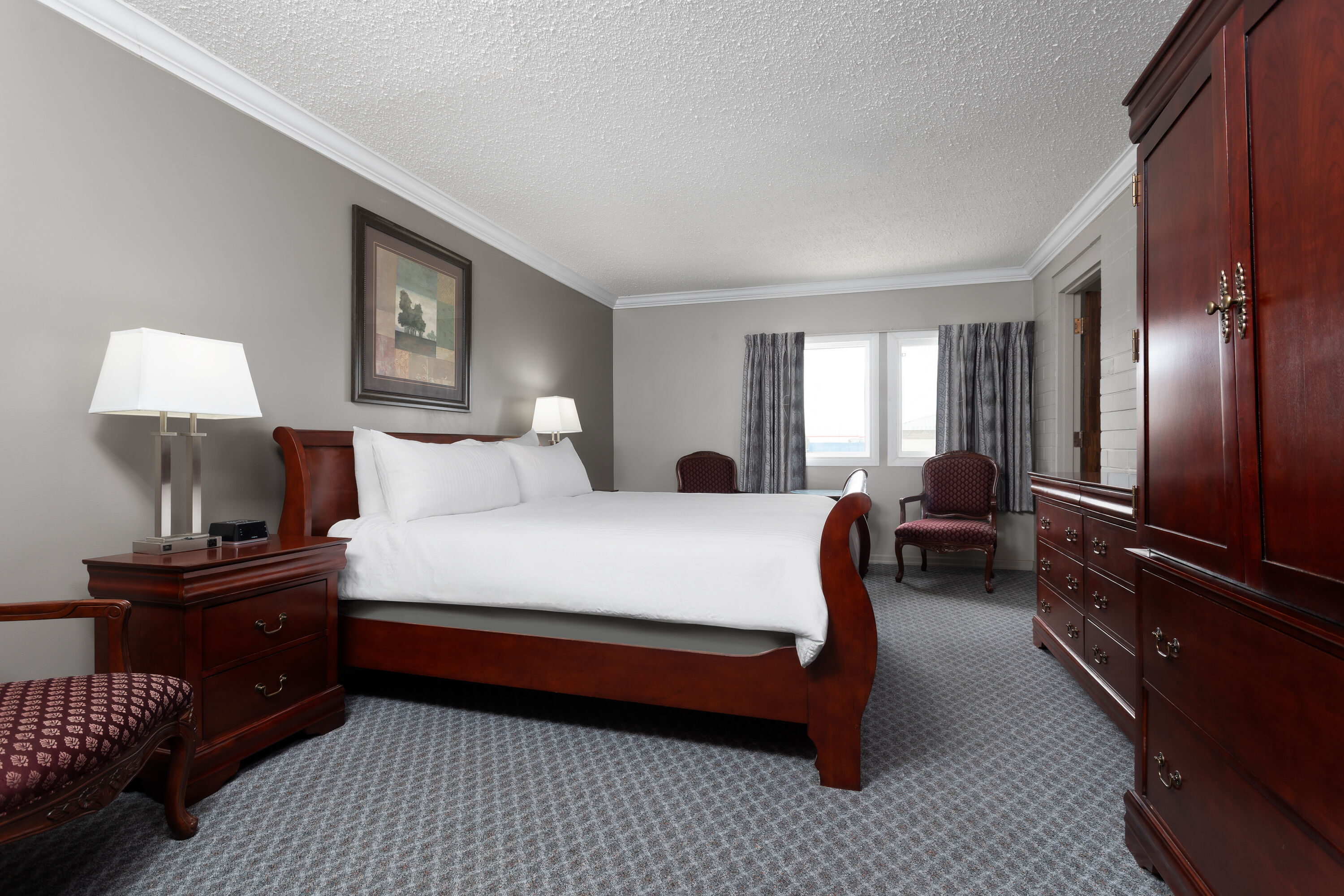 Travelodge by Wyndham Grande Prairie hot tub suite in Grande Prairie, Alberta