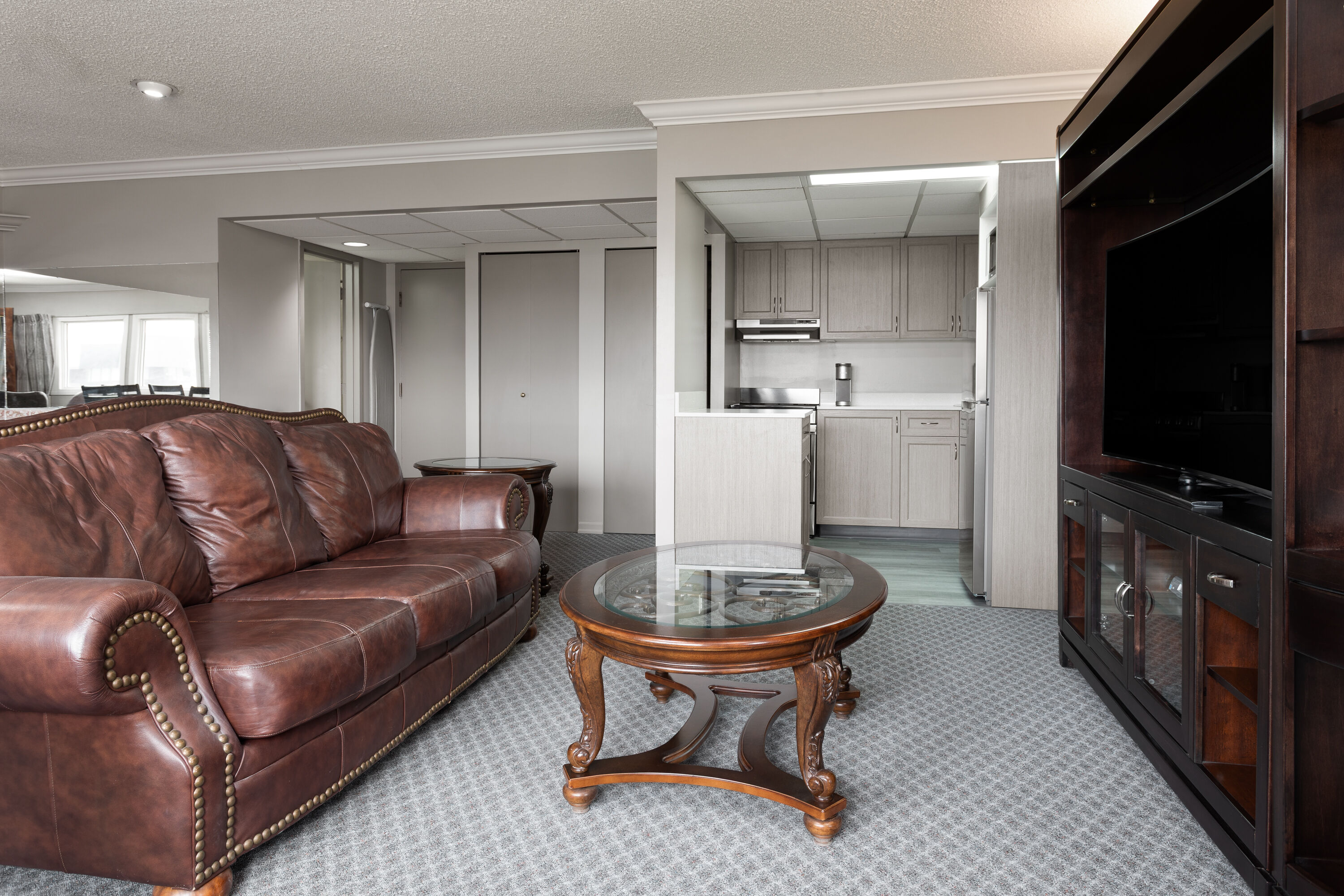 Travelodge by Wyndham Grande Prairie hot tub suite in Grande Prairie, Alberta