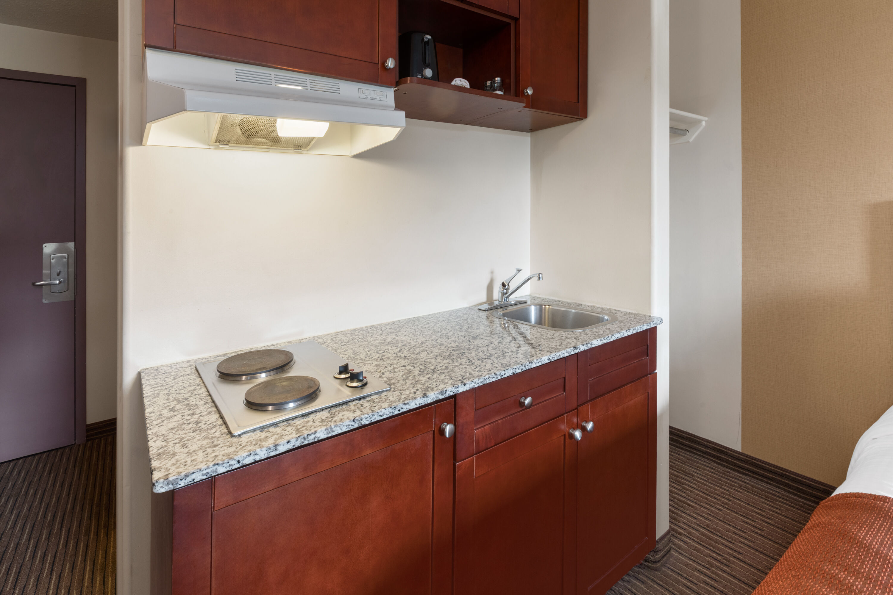 Guest room at the Travelodge by Wyndham Valleyview AB in Valleyview, Alberta