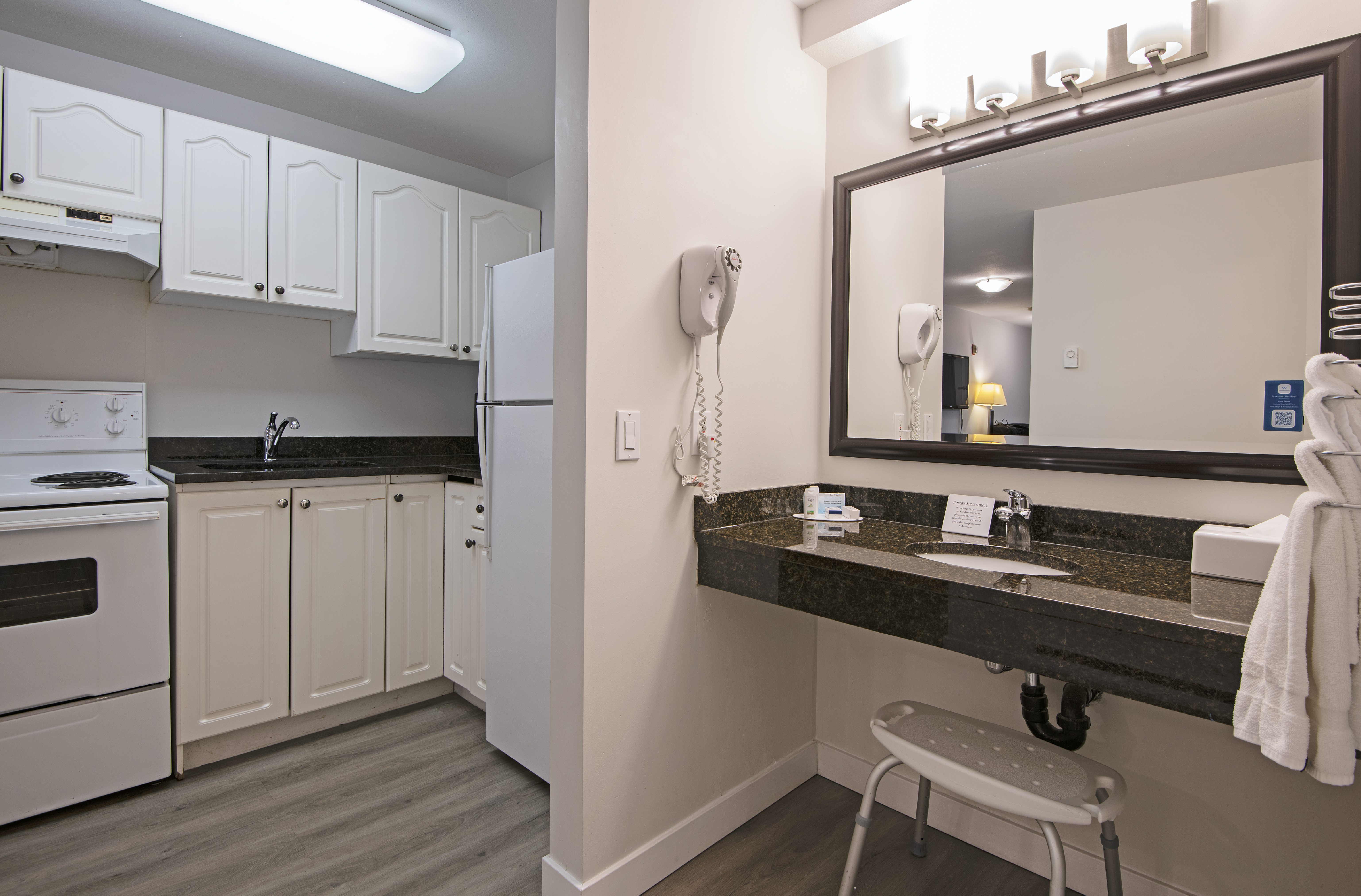 Guest room at the Travelodge by Wyndham Kamloops Mountview in Kamloops, British Columbia