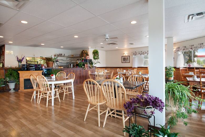 Travelodge Merritt restaurant in Merritt, British Columbia