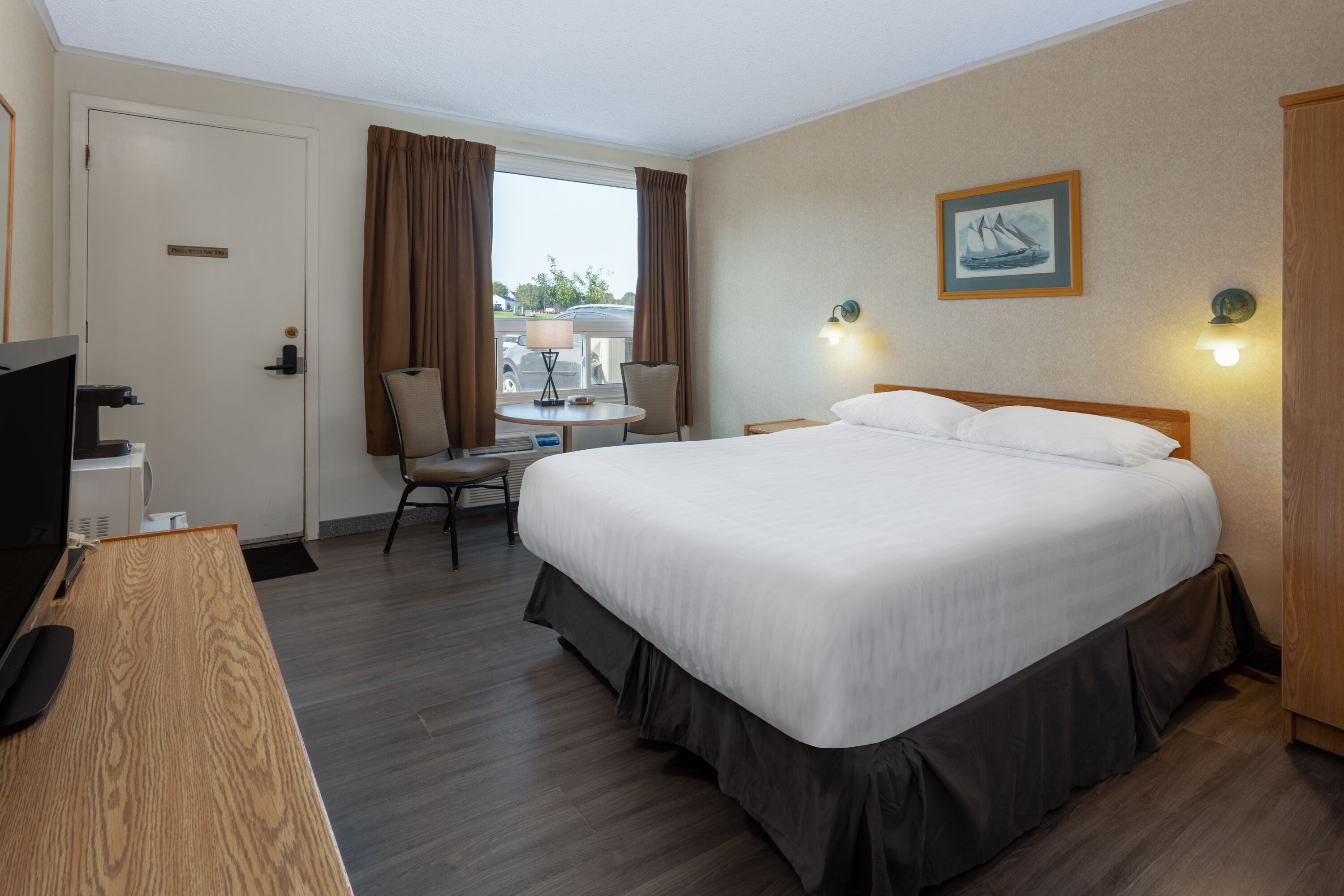 Guest room at the Travelodge by Wyndham Amherst in Amherst, Nova Scotia