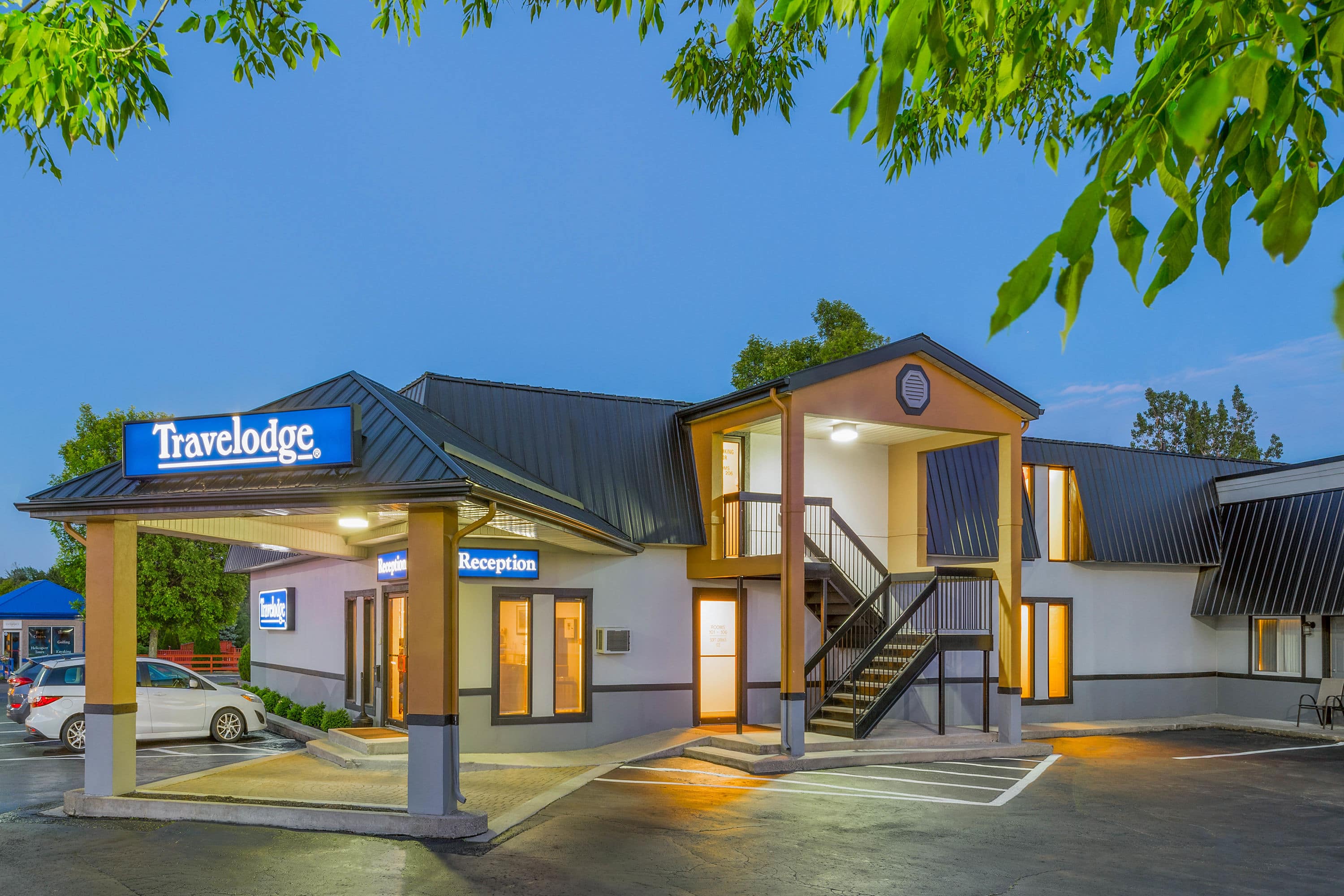 Travelodge by Wyndham Gananoque Gananoque, ON Hotels