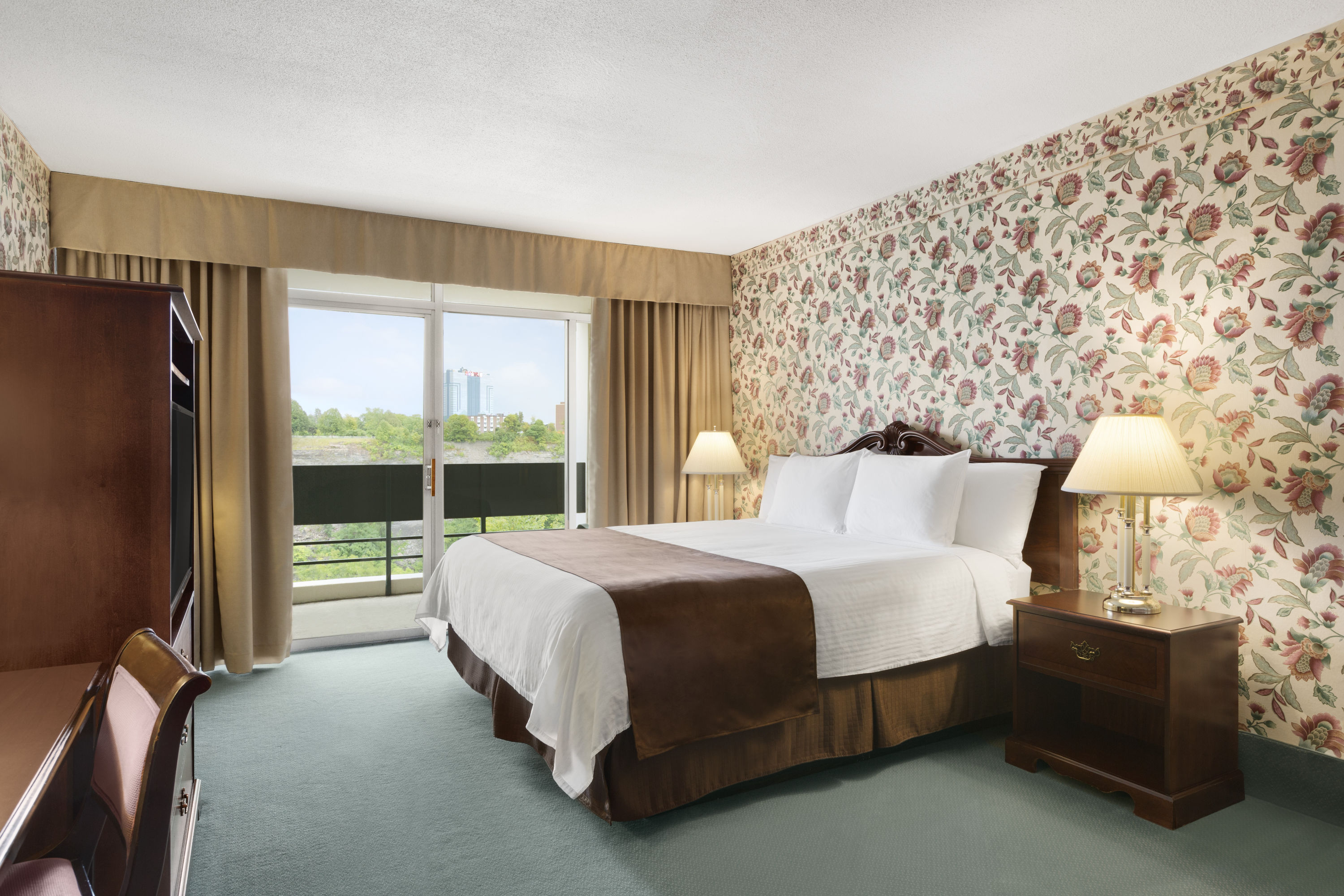 Travelodge Wyndham Niagara Falls Fallsview Niagara Falls  Hotels