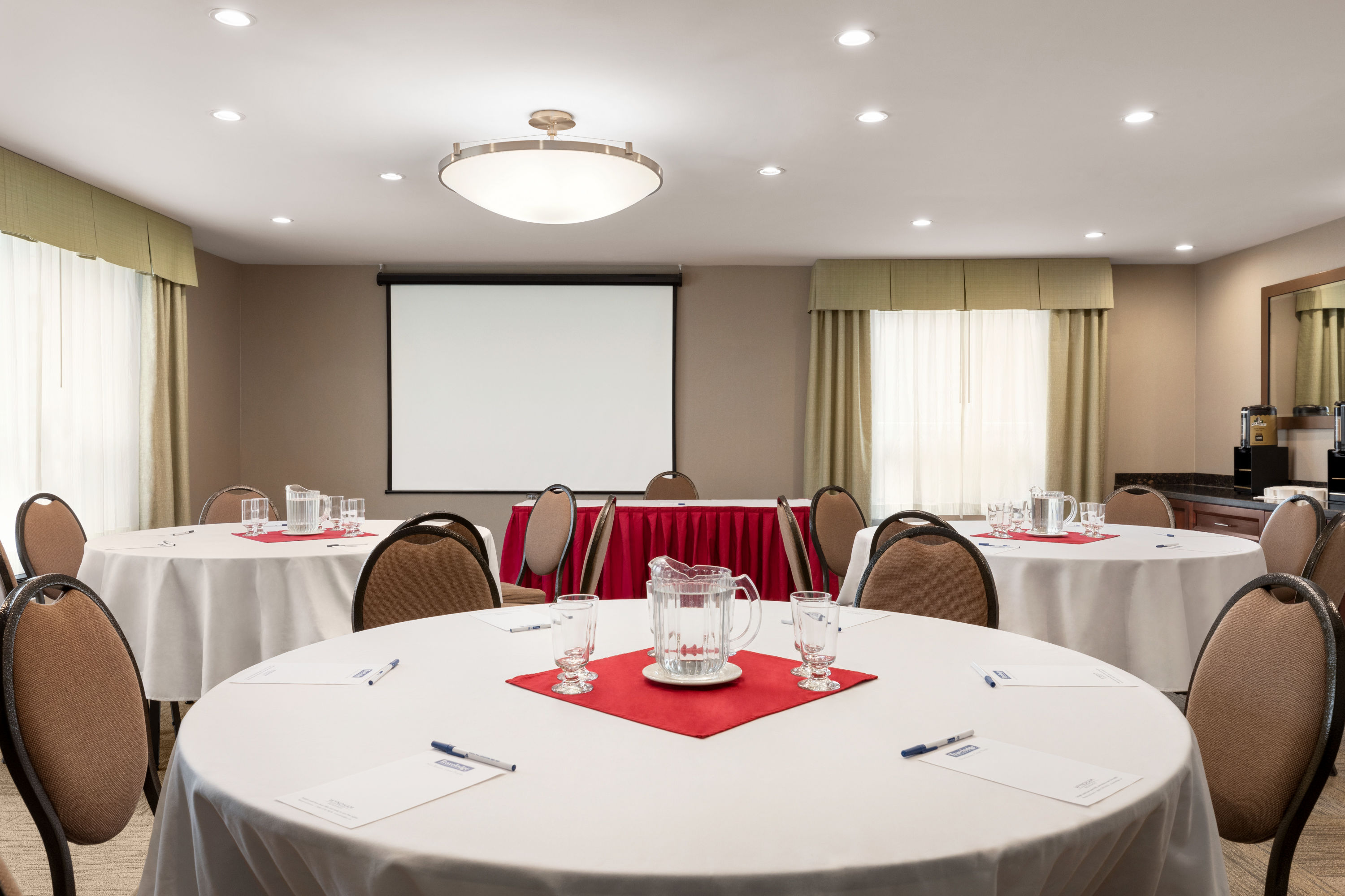 Meeting room at Travelodge by Wyndham Oshawa Whitby in Oshawa, Ontario