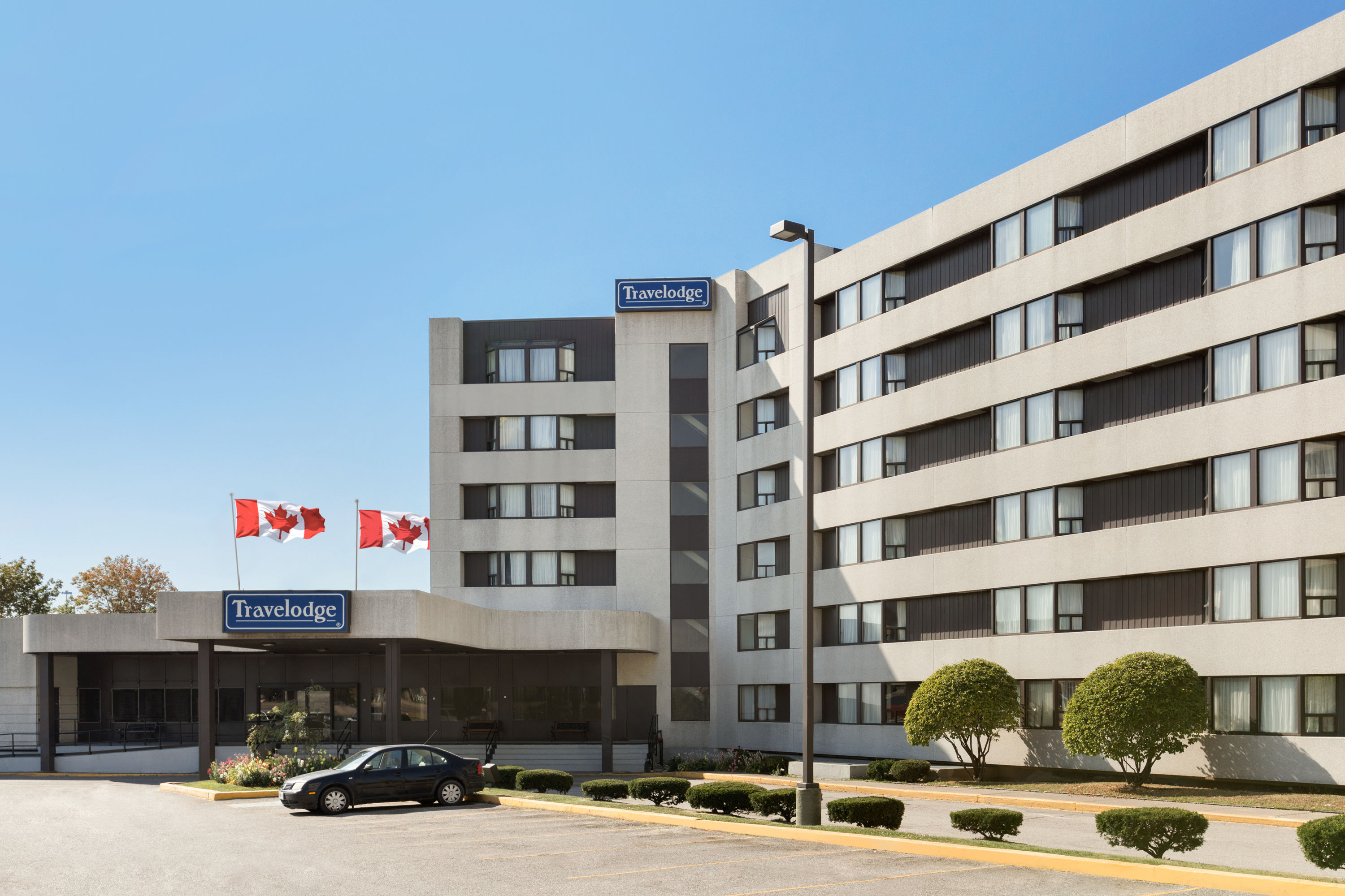 Travelodge By Wyndham Toronto East Toronto On Hotels