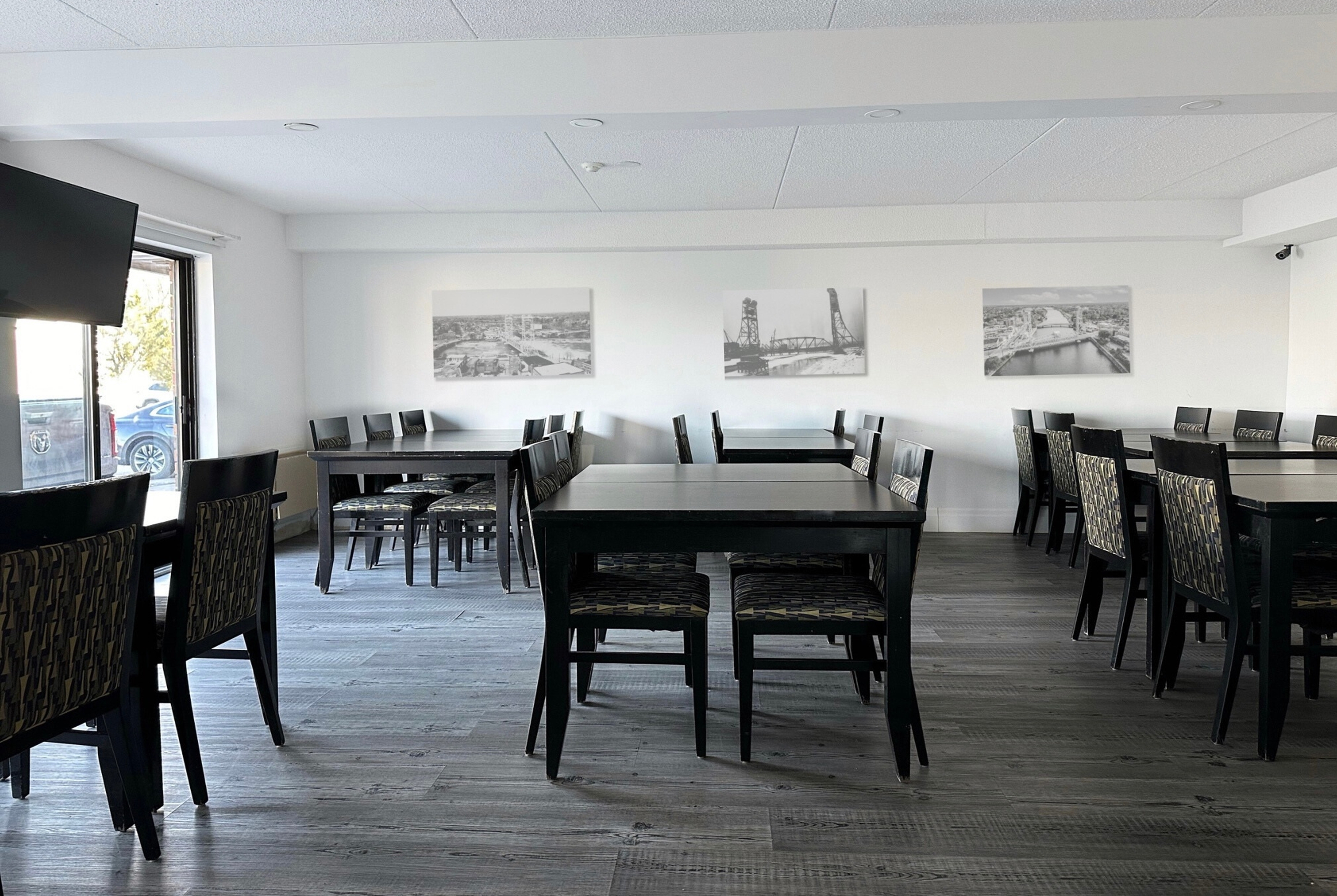 Free breakfast at Travelodge by Wyndham Welland in Welland, Ontario