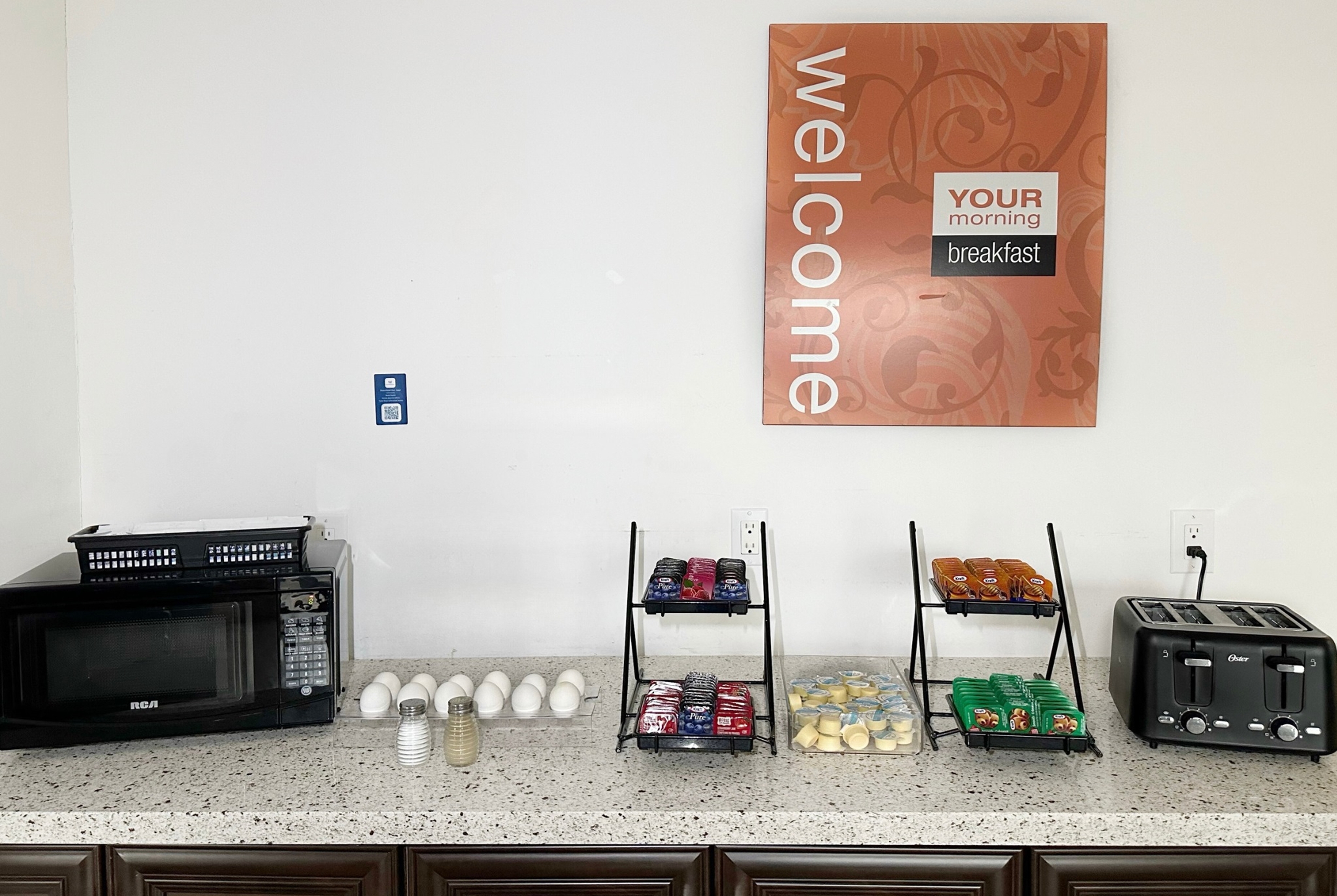 Free breakfast at Travelodge by Wyndham Welland in Welland, Ontario