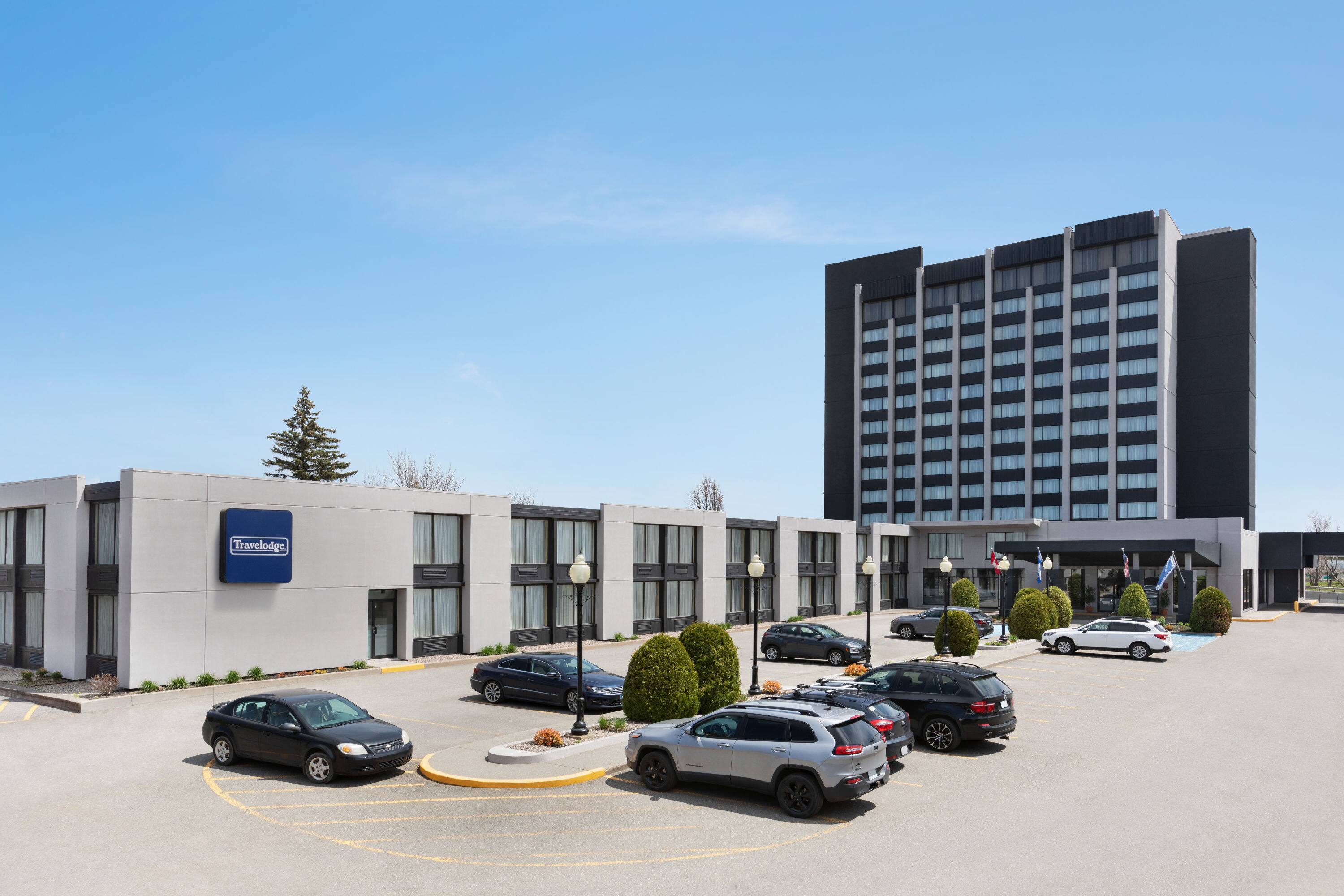 best hotels near quebec city airport