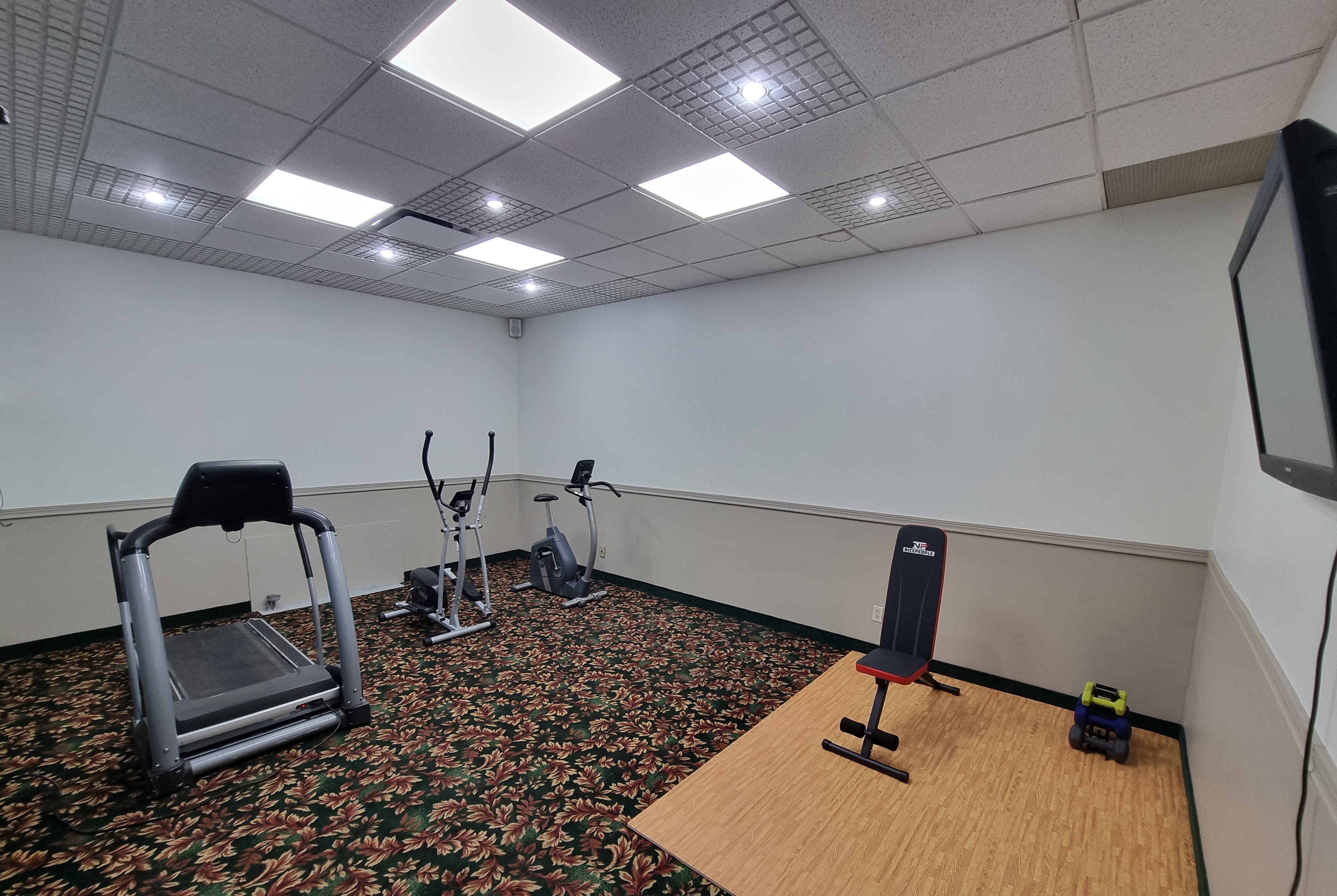 Health club at Travelodge by Wyndham Trois-Rivieres in Trois Rivieres, Quebec