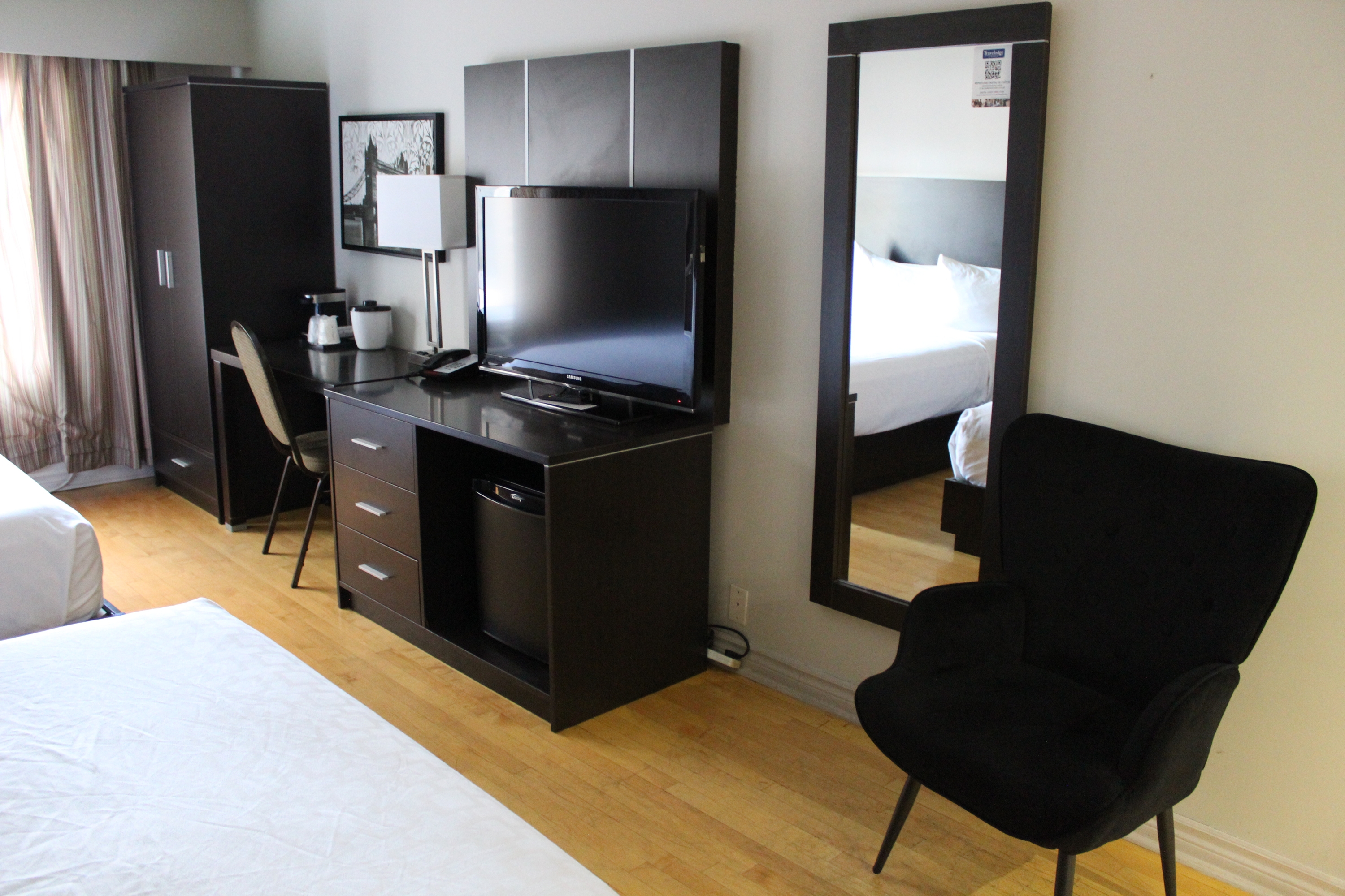 Guest room at the Travelodge by Wyndham Trois-Rivieres in Trois Rivieres, Quebec