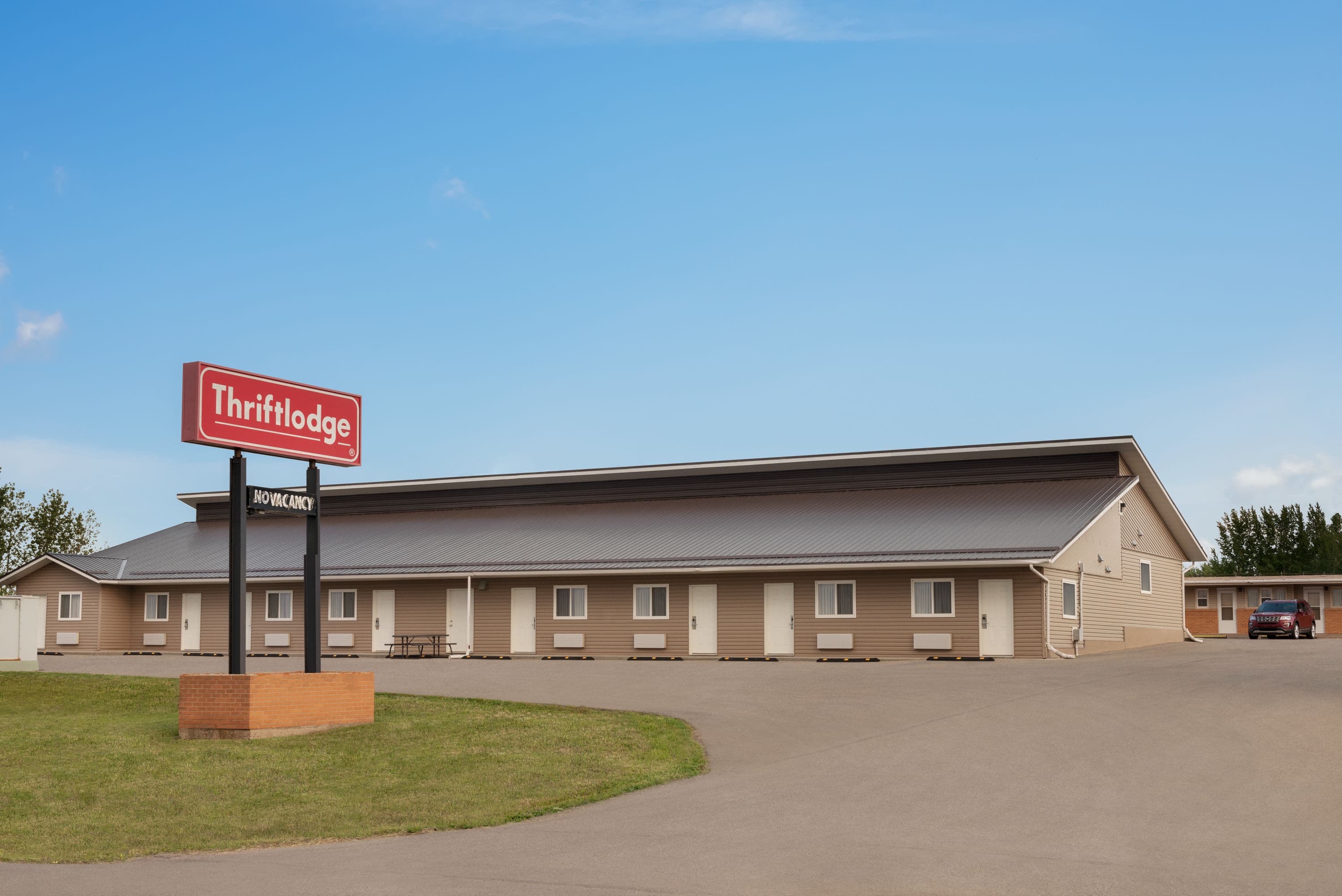 Promo [80% Off] Travelodge Moose Jaw Canada | Ambassador Hotel Room 507