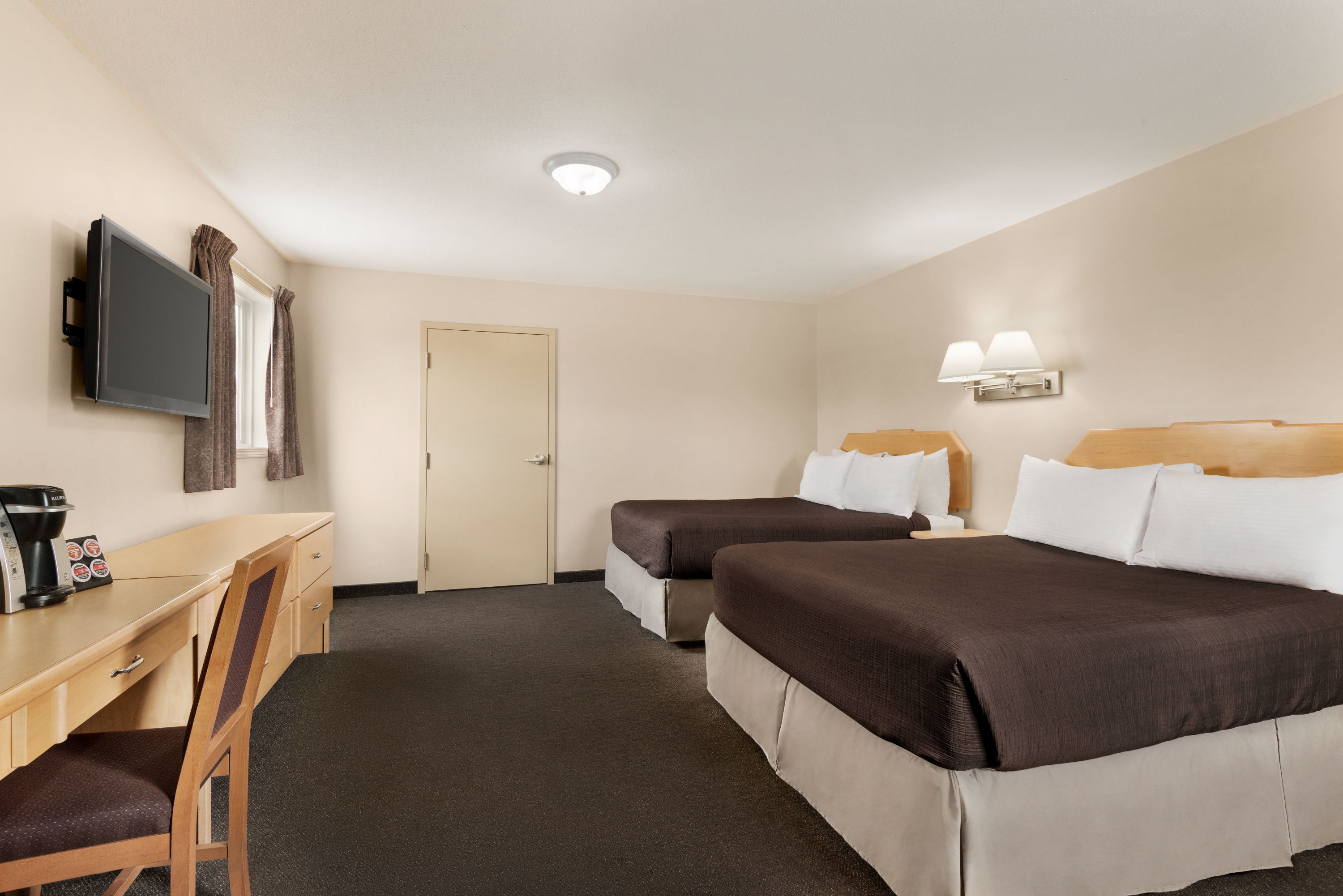 Guest room at the Thriftlodge Moose Jaw in Moose Jaw, Saskatchewan