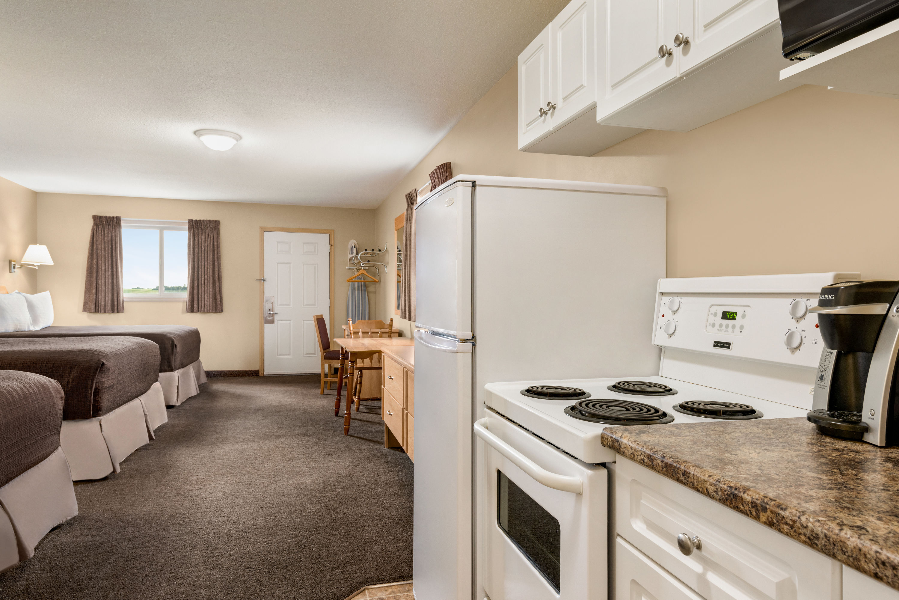 Guest room at the Thriftlodge Moose Jaw in Moose Jaw, Saskatchewan