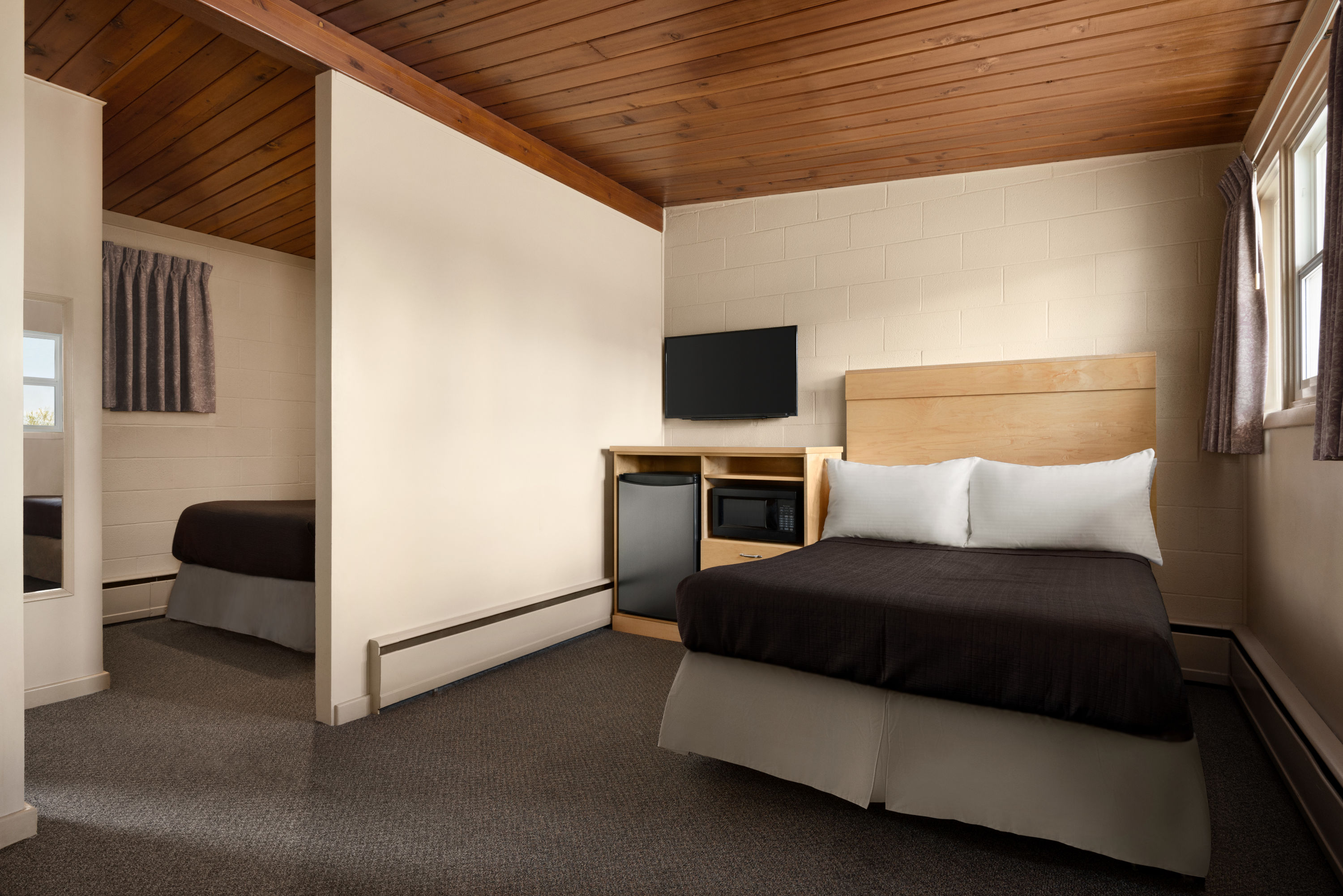 Guest room at the Thriftlodge Moose Jaw in Moose Jaw, Saskatchewan