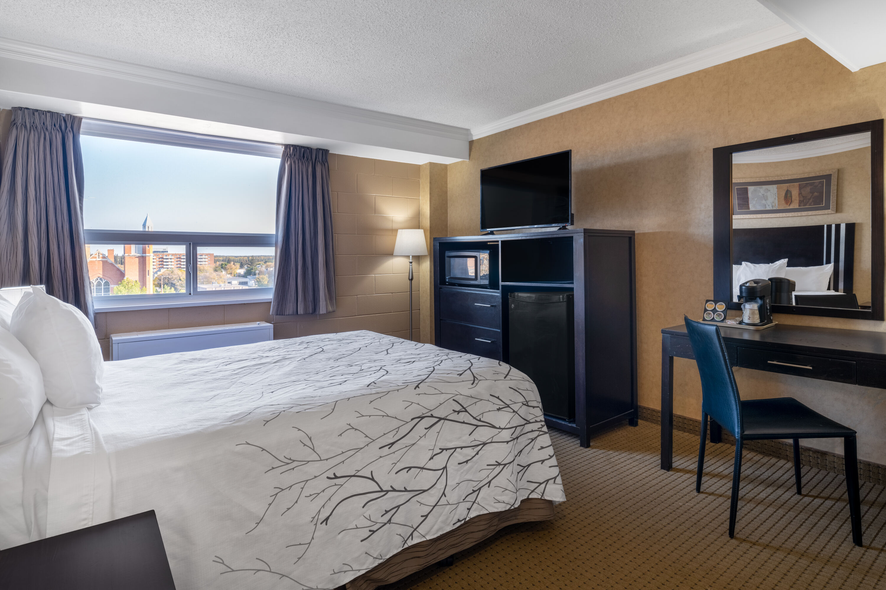 Guest room at the Travelodge by Wyndham Prince Albert in Prince Albert, Saskatchewan