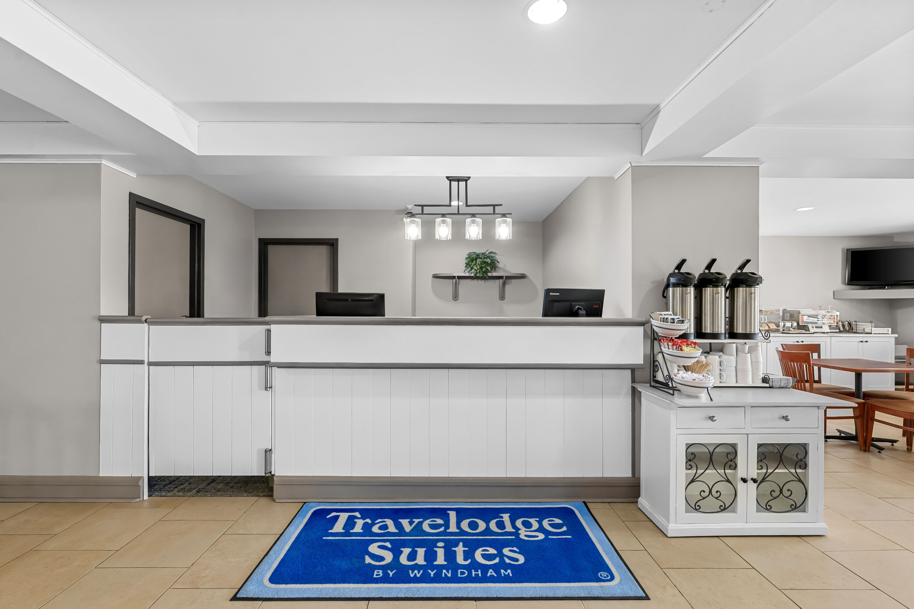 Travelodge Suites by Wyndham Regina / Eastgate Bay reception in Regina, Saskatchewan