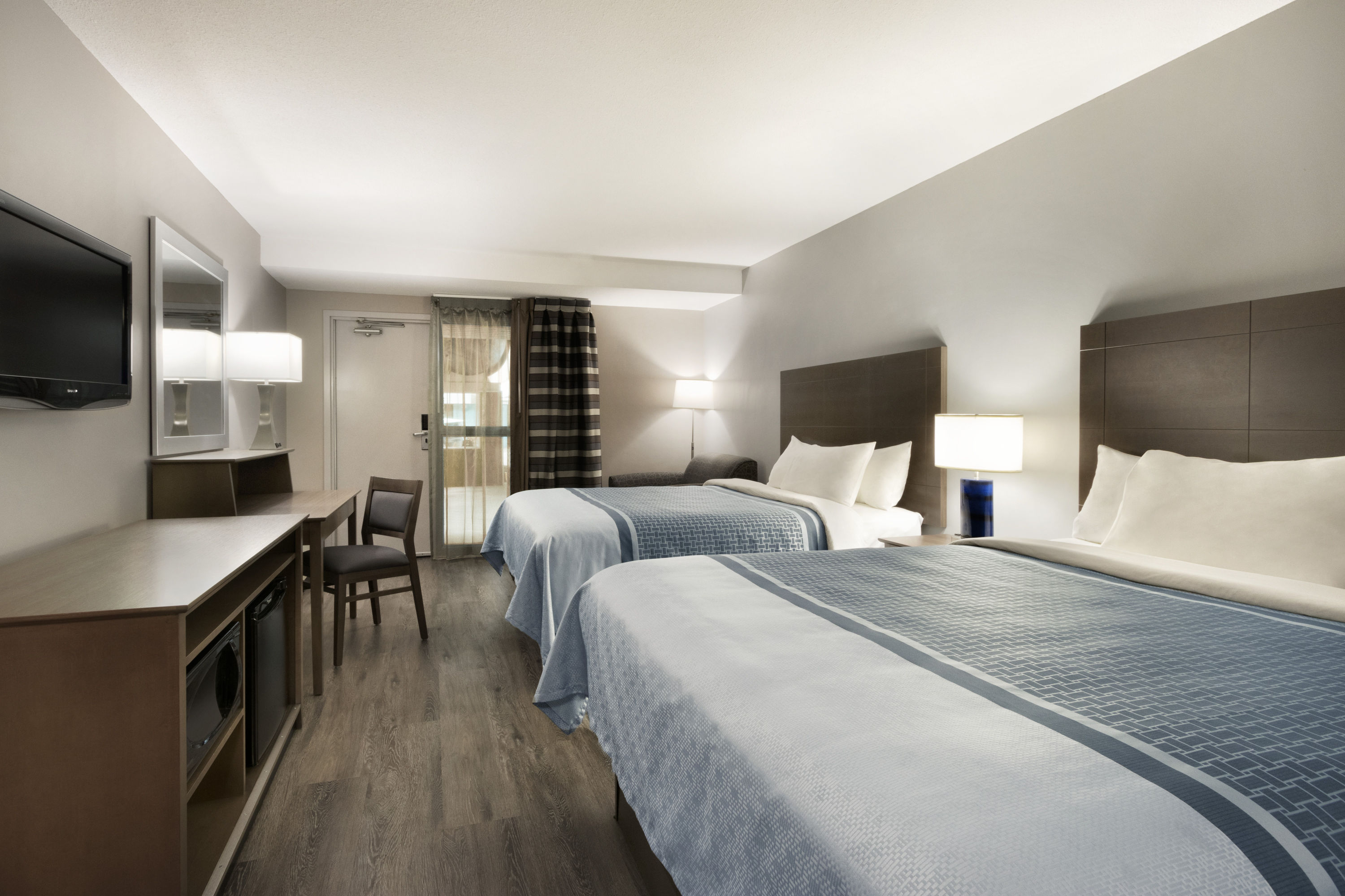 Guest room at the Travelodge Hotel by Wyndham Saskatoon in Saskatoon, Saskatchewan