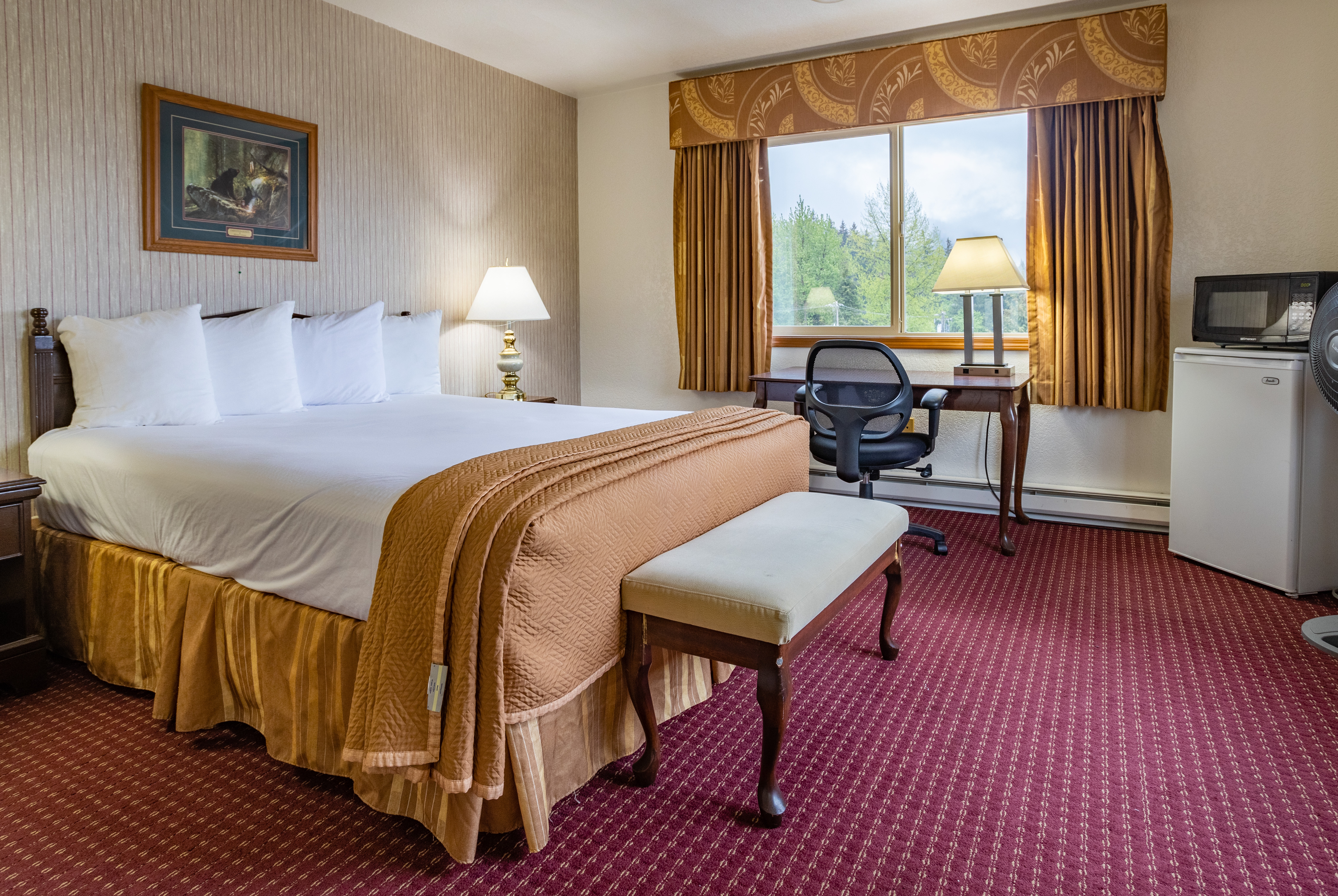 Guest room at the Travelodge by Wyndham Juneau in Juneau, Alaska