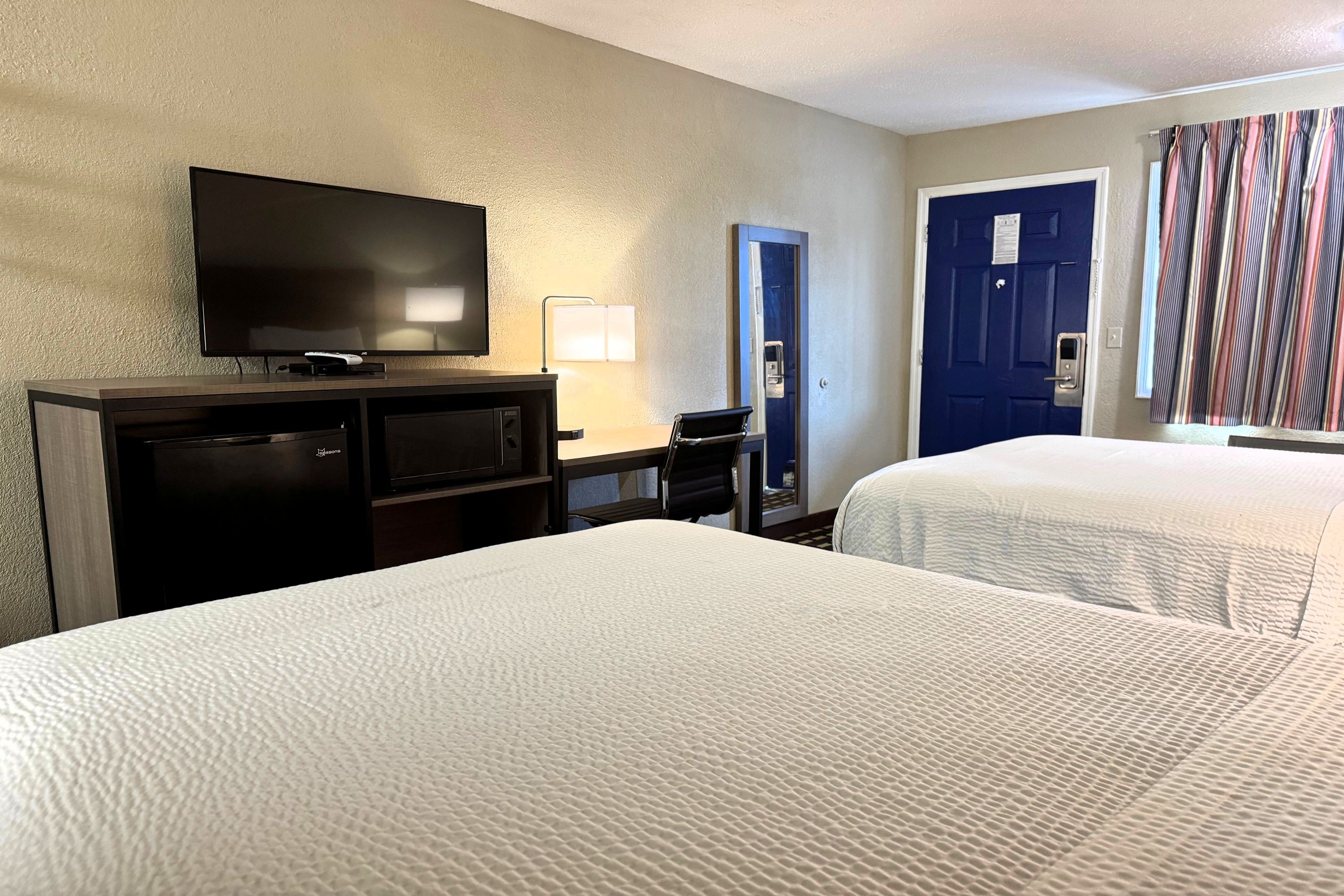 Guest room at the Travelodge by Wyndham Thomasville AL in Thomasville, Alabama