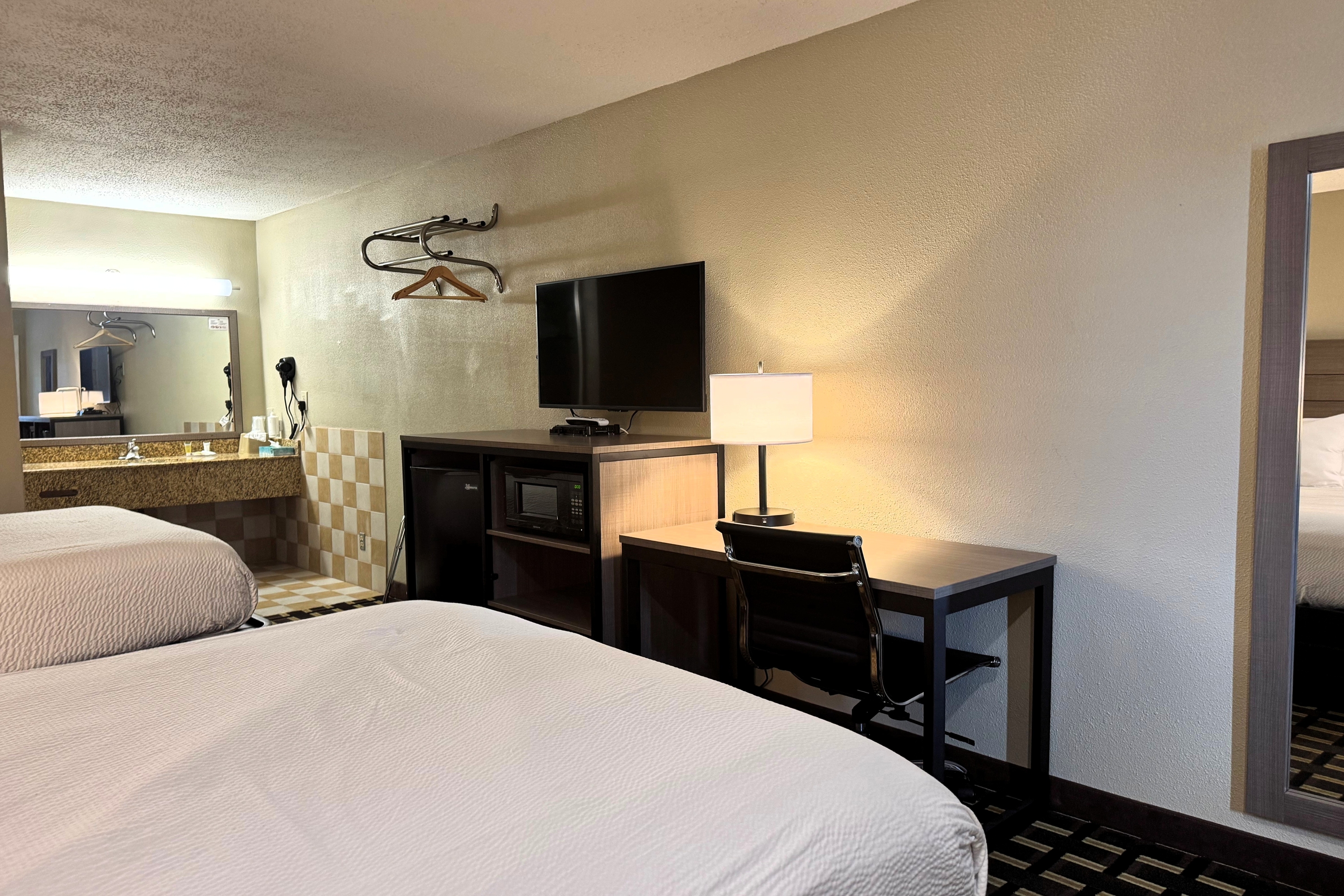 Guest room at the Travelodge by Wyndham Thomasville AL in Thomasville, Alabama