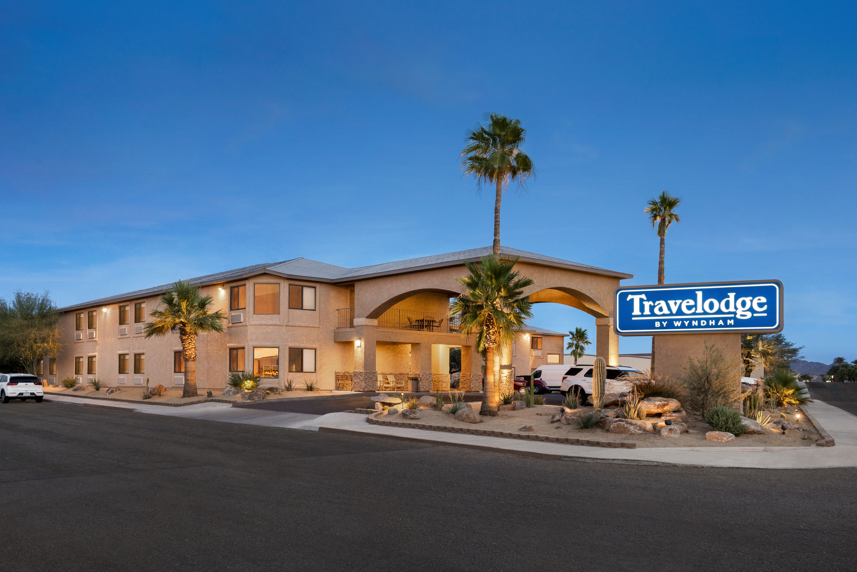 Lake Havasu City Arizona Hotels; Travelodge by Wyndham Lake Havasu | Lake Havasu City, AZ Hotels