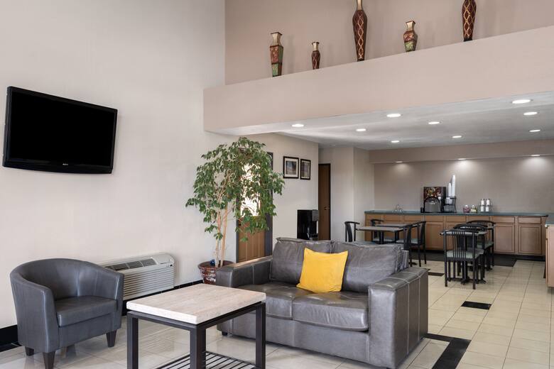 Tucson AZ Travelodge hotel lobby in Tucson, Arizona