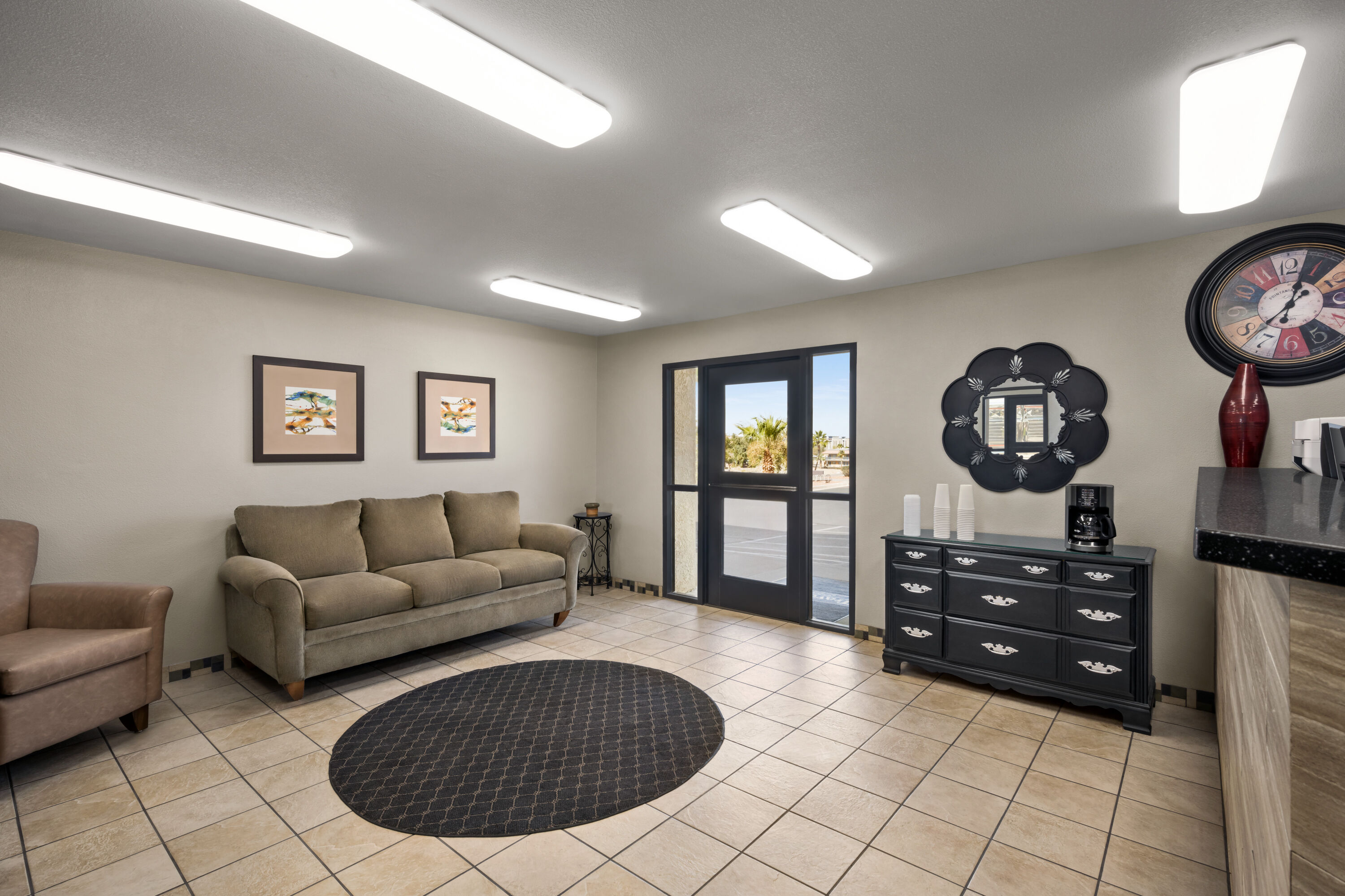 Travelodge by Wyndham Yuma reception in Yuma, Arizona