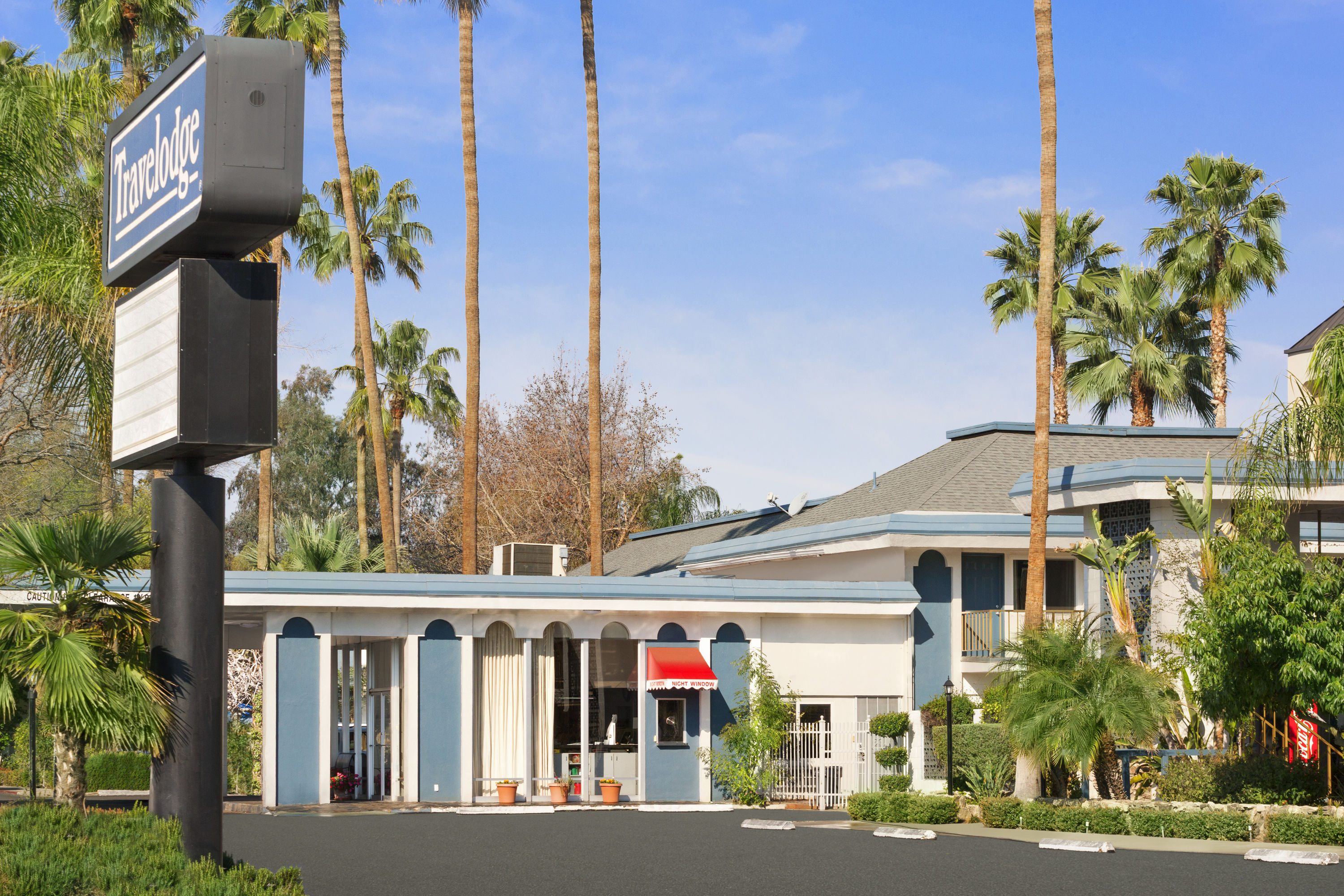 Travelodge Wyndham Bakersfield Bakersfield  Hotels