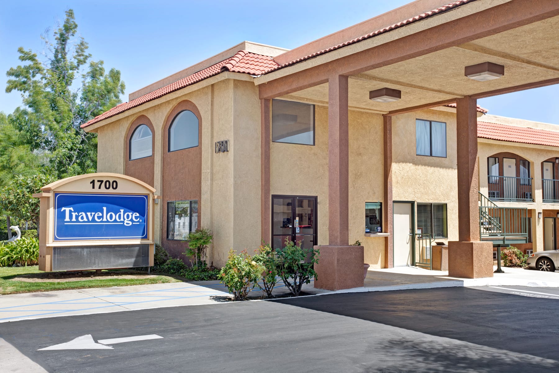 Travelodge by Wyndham Banning CA Near Casino/Outlet Mall | Banning, CA Hotels