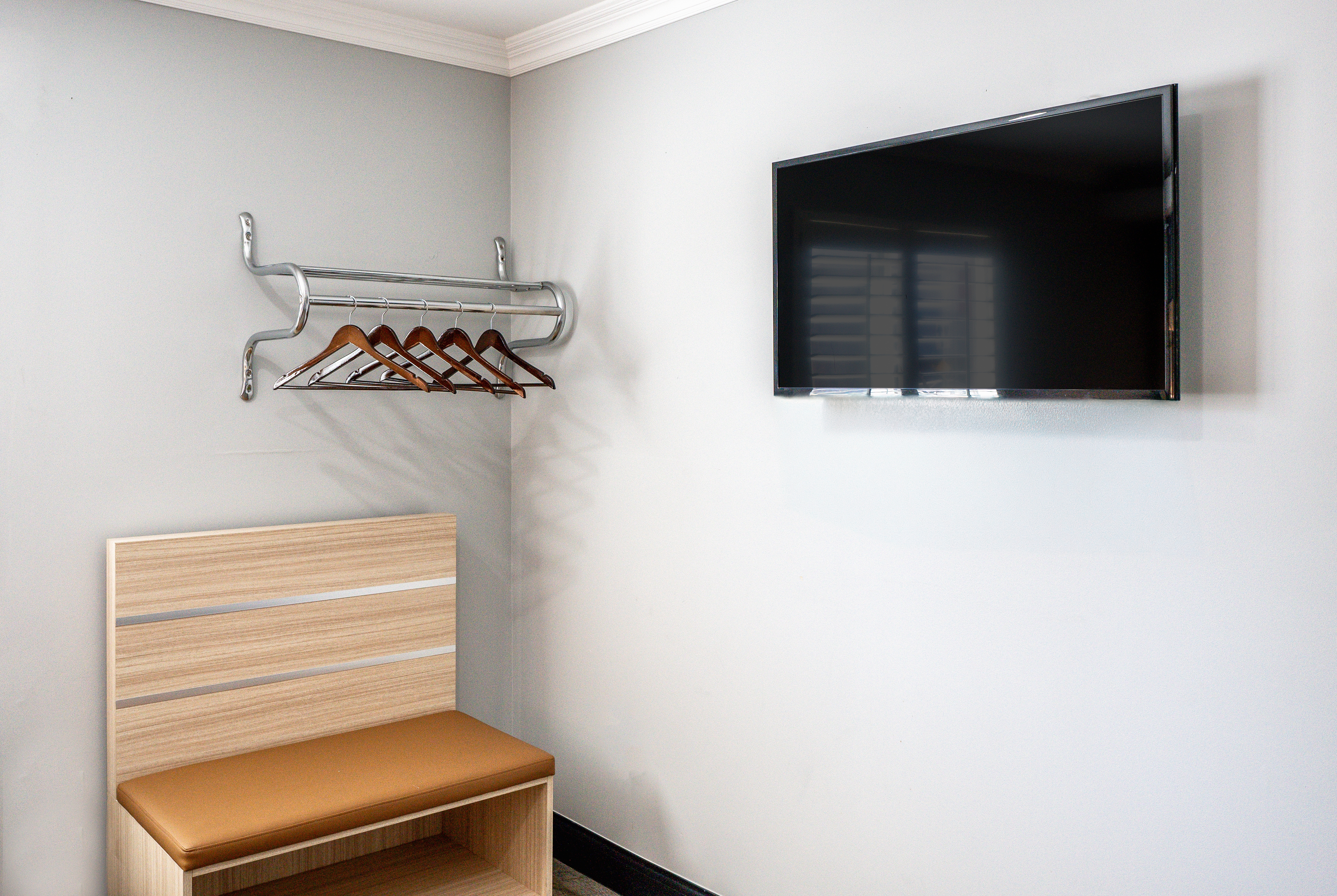 Guest room at the Travelodge Inn & Suites by Wyndham Bell Los Angeles Area in Bell, California