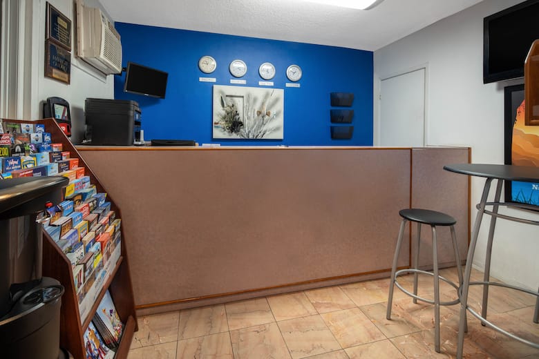 Travelodge Burbank-Glendale hotel lobby in Burbank, California