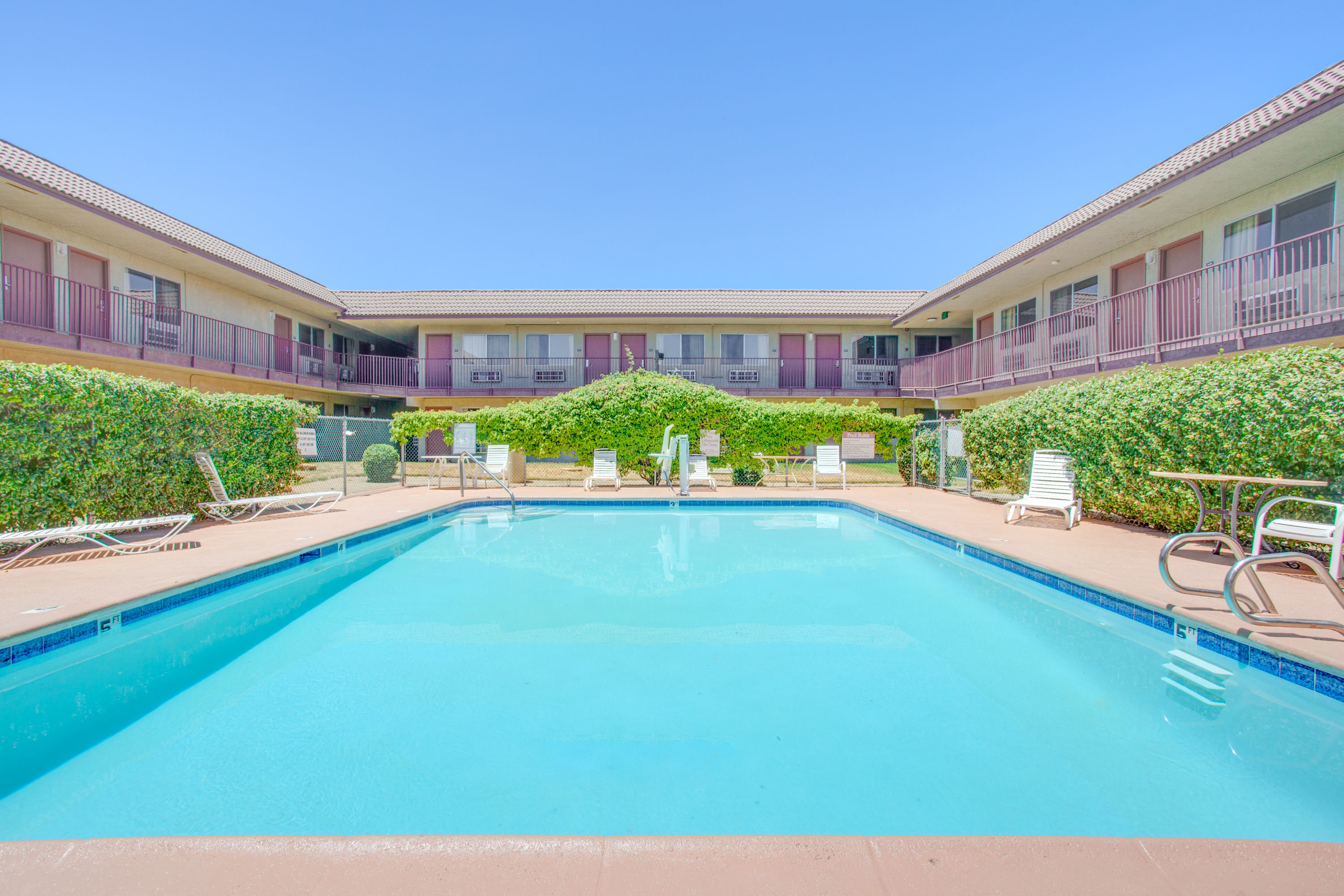 Pool at the Travelodge by Wyndham Coalinga in Coalinga, California