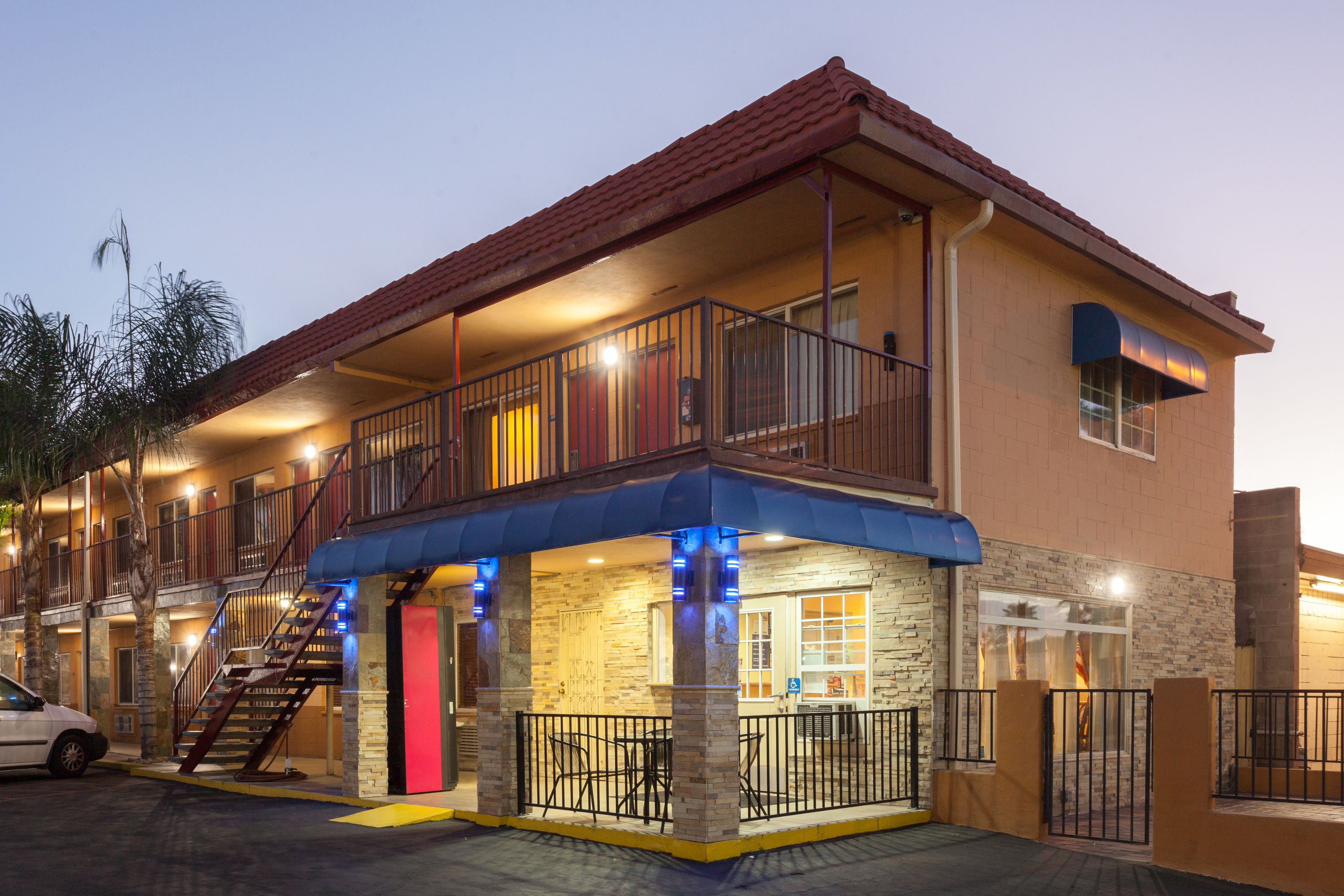 Travelodge By Wyndham El Cajon El Cajon Ca Hotels