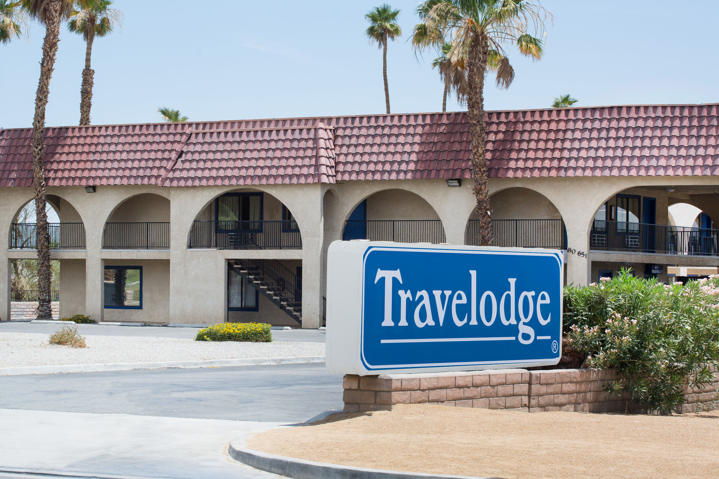 Exterior Day Image of Travelodge by Wyndham Indio hotel in Indio, California