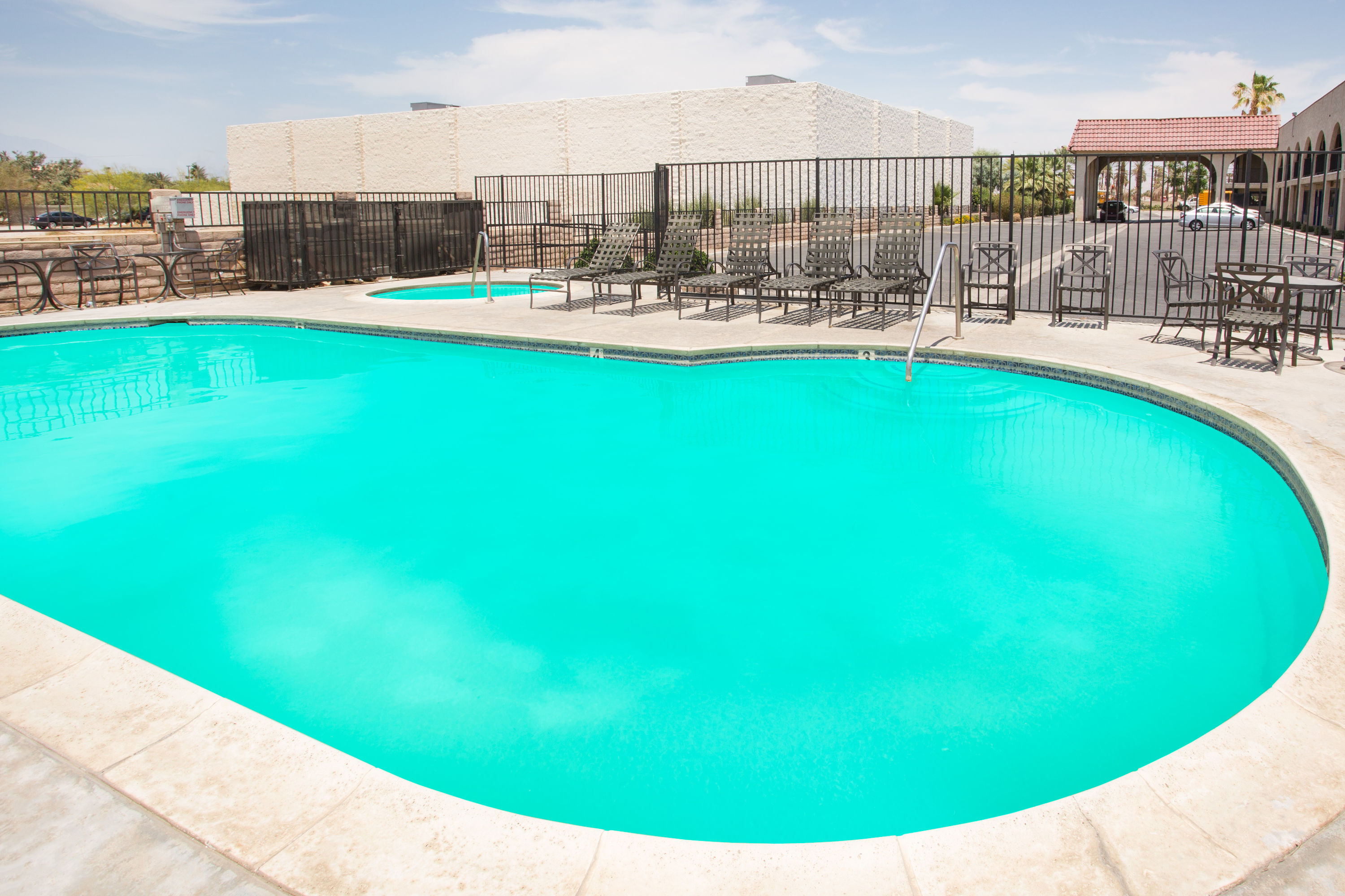 Travelodge By Wyndham Indio Indio Ca Hotels