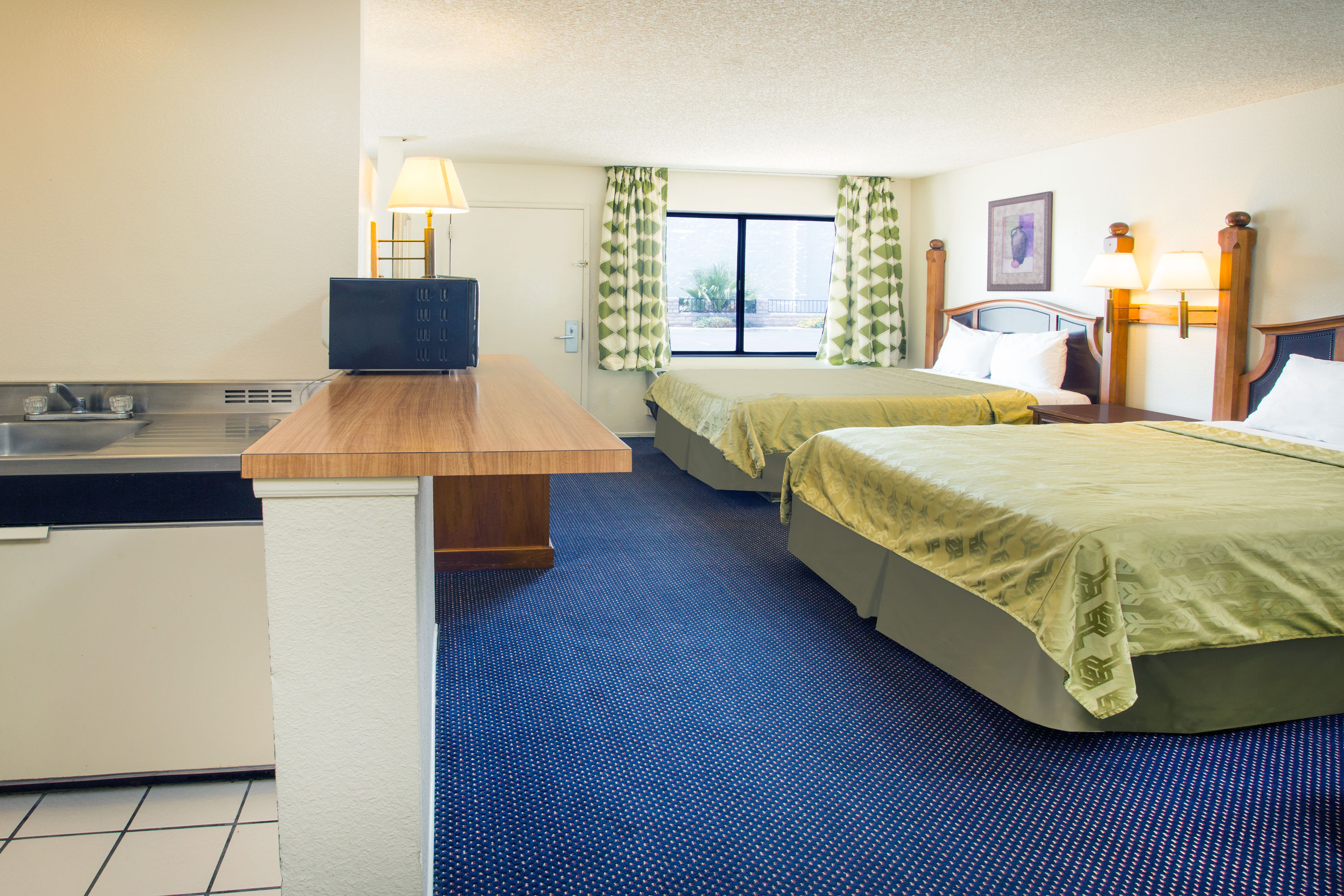 Travelodge by Wyndham Indio suite in Indio, California