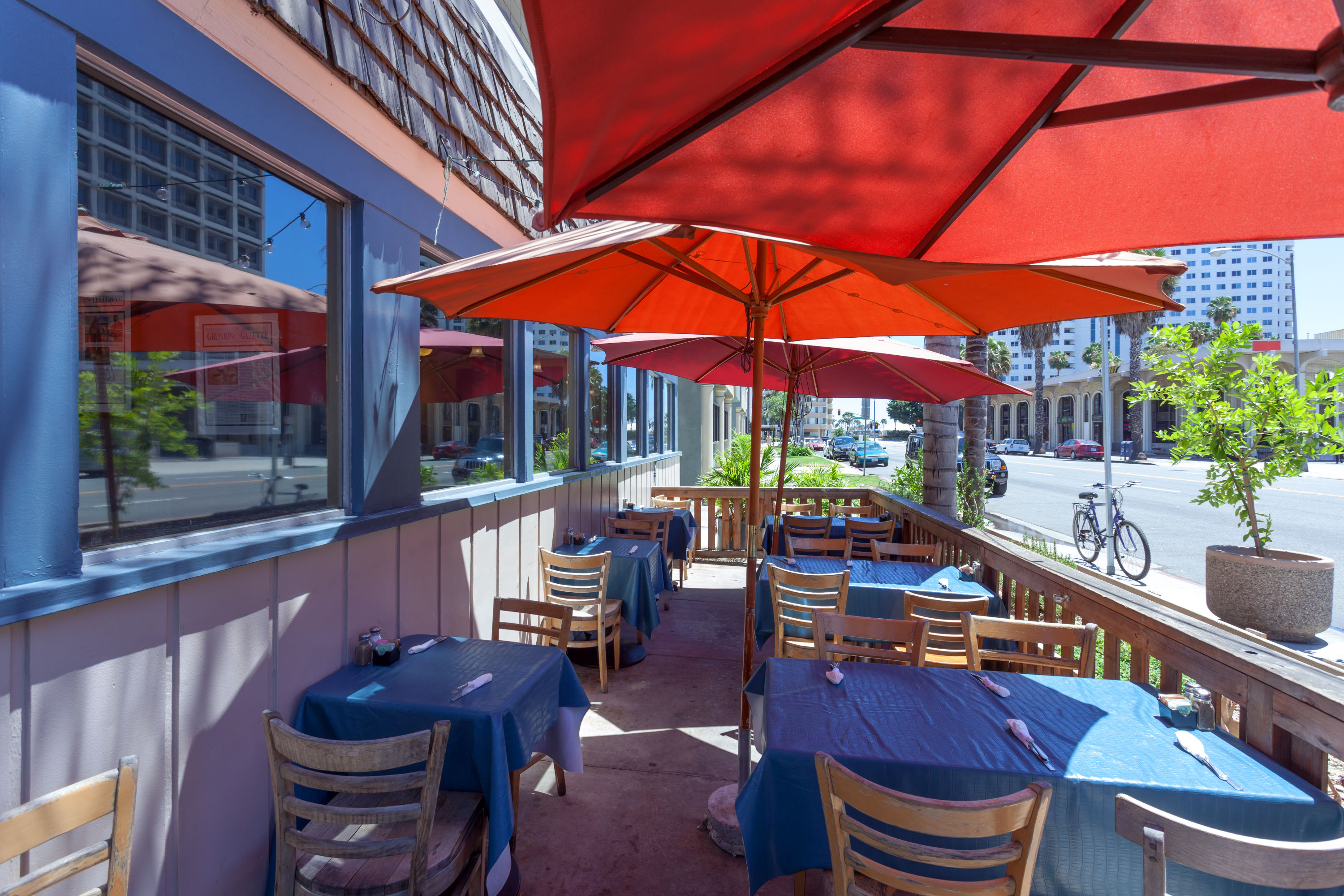 Travelodge by Wyndham Long Beach Convention Center restaurant in Long Beach, California