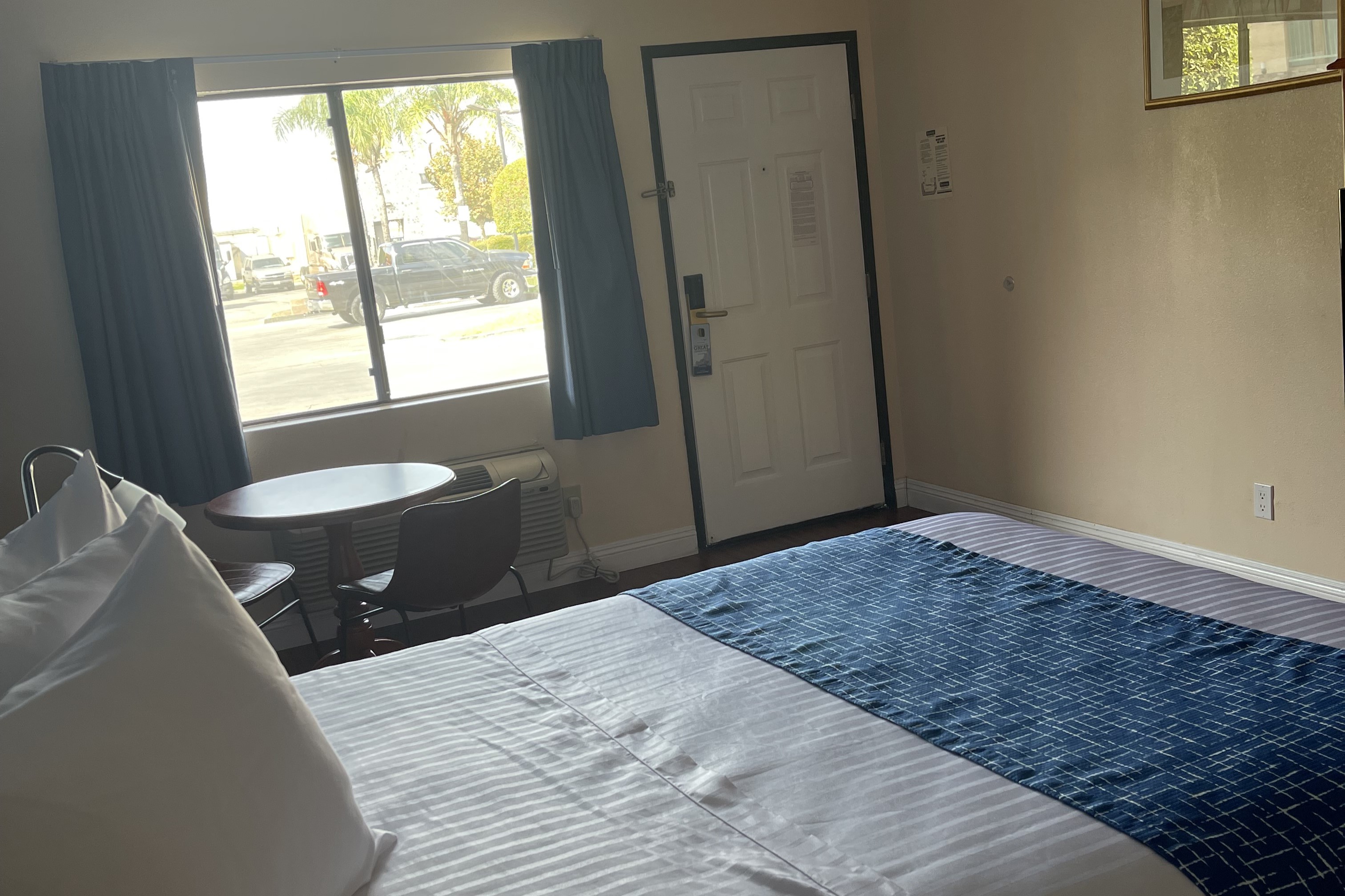 Guest room at the Travelodge by Wyndham Lynwood in Lynwood, California