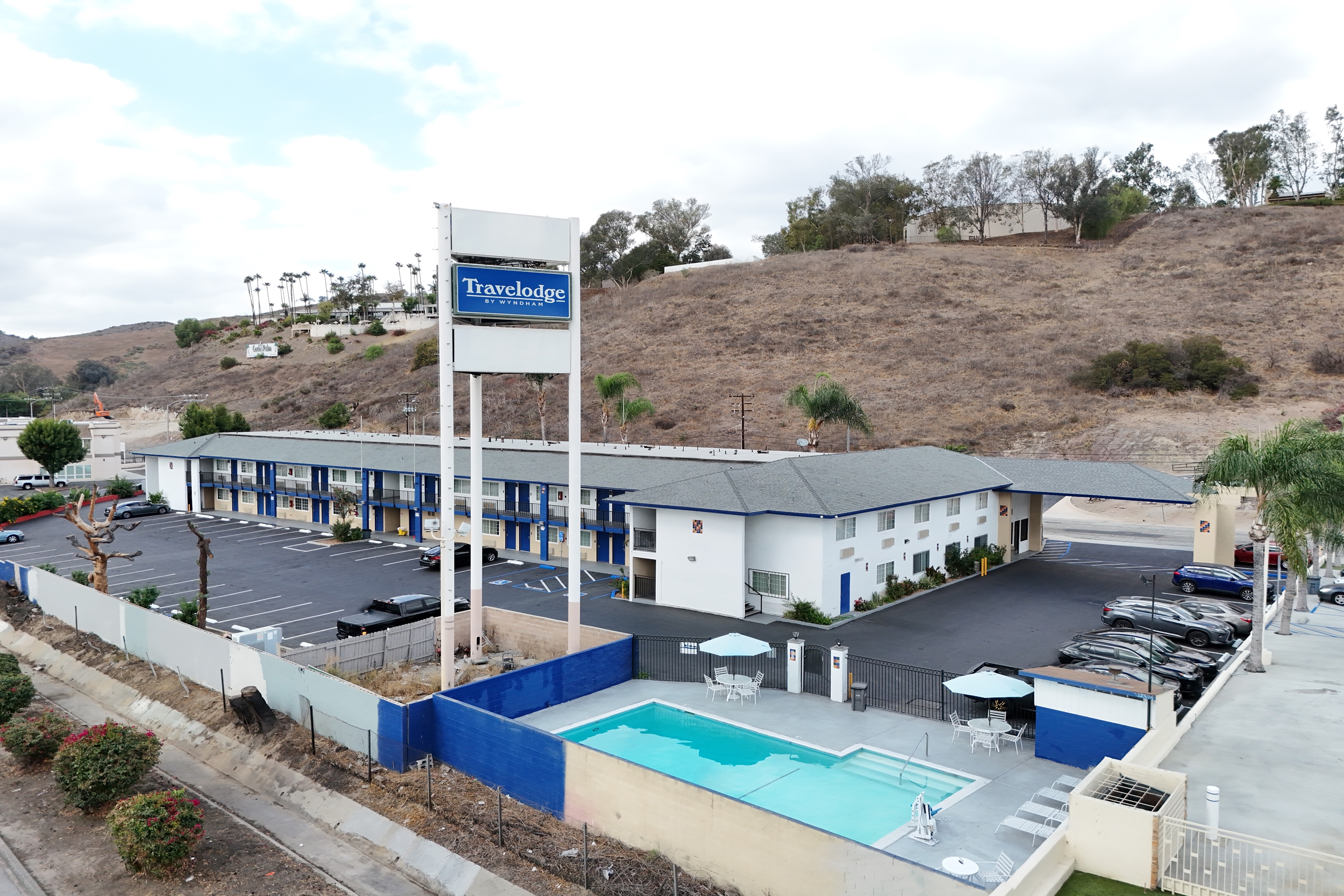 Exterior of Travelodge by Wyndham Fairplex Pomona hotel in Pomona, California