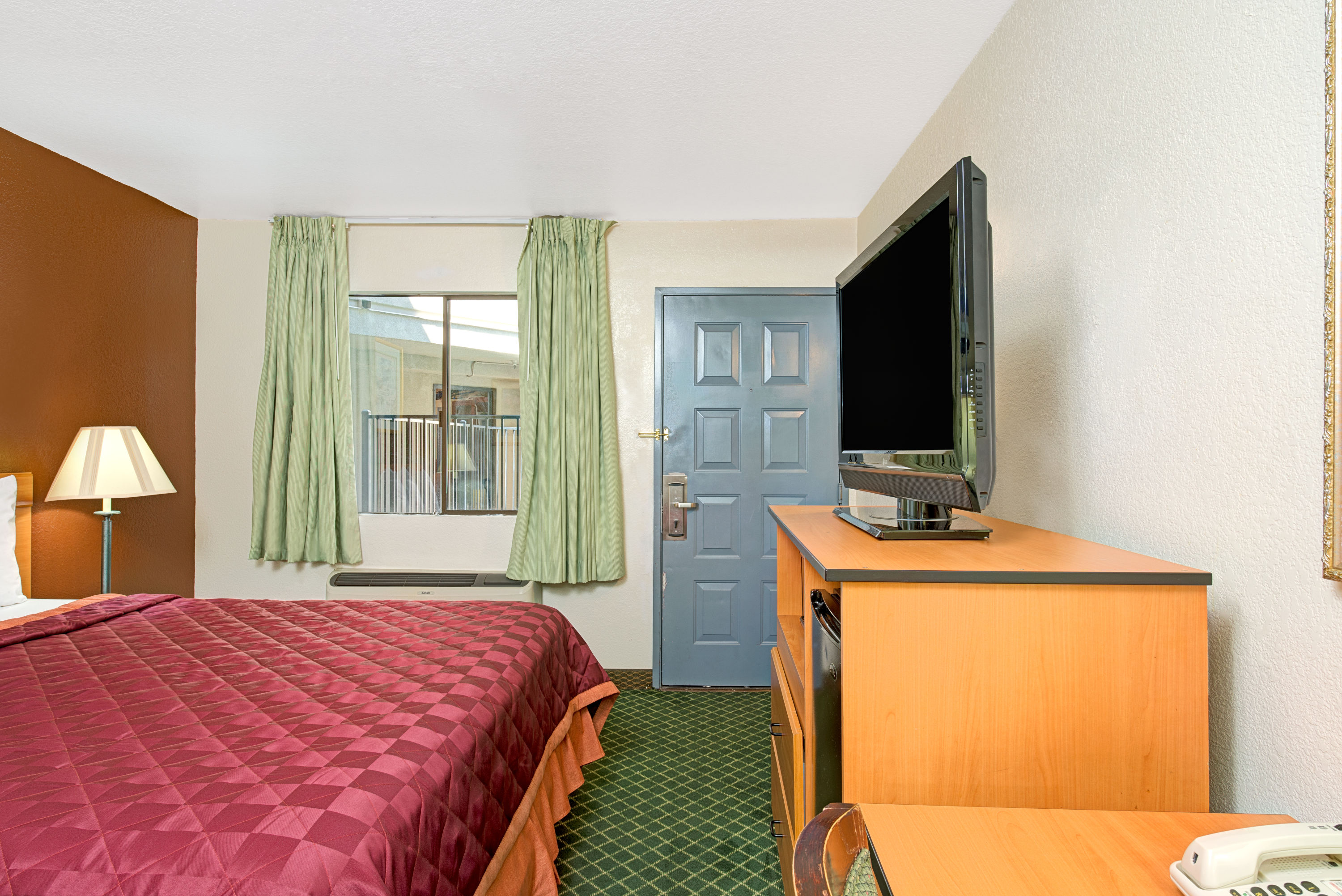 Guest room at the Travelodge by Wyndham Sacramento / Rancho Cordova in Sacramento, California