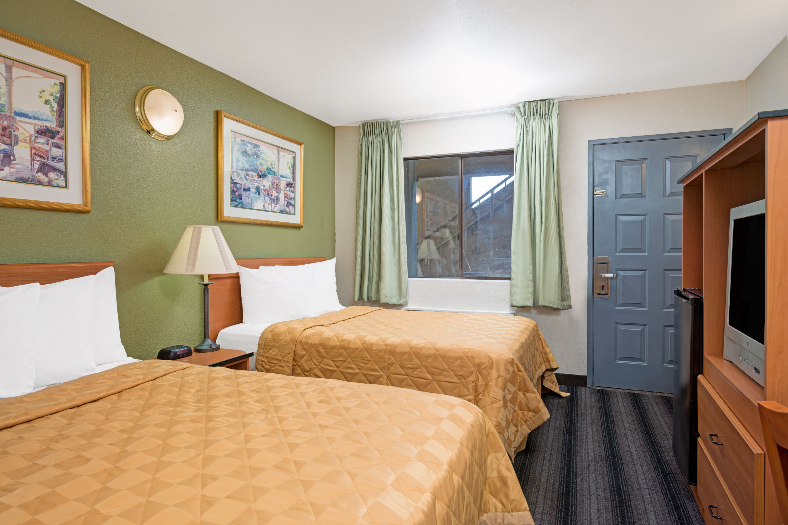 Guest room at the Travelodge by Wyndham Sacramento / Rancho Cordova in Sacramento, California