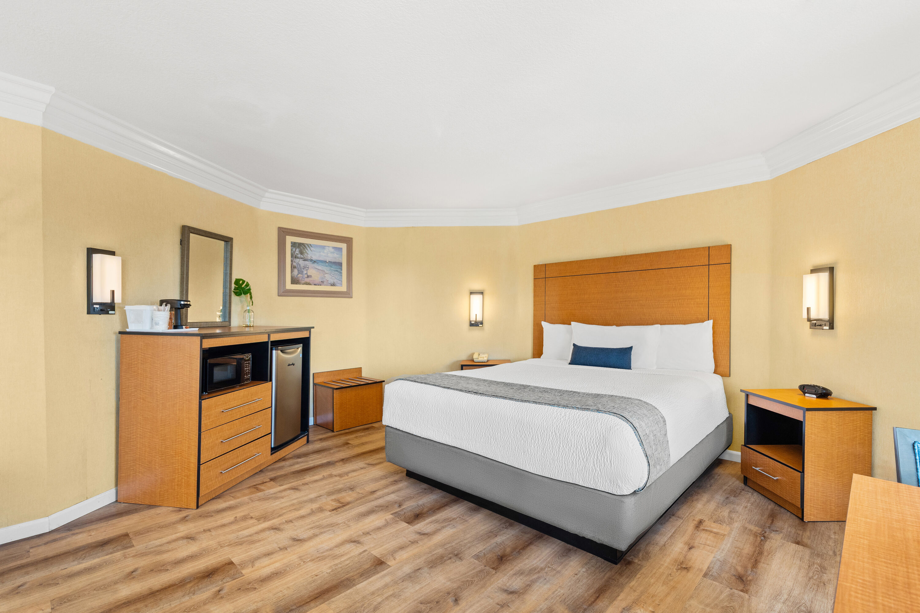 Travelodge by Wyndham San Clemente Beach suite in San Clemente, California