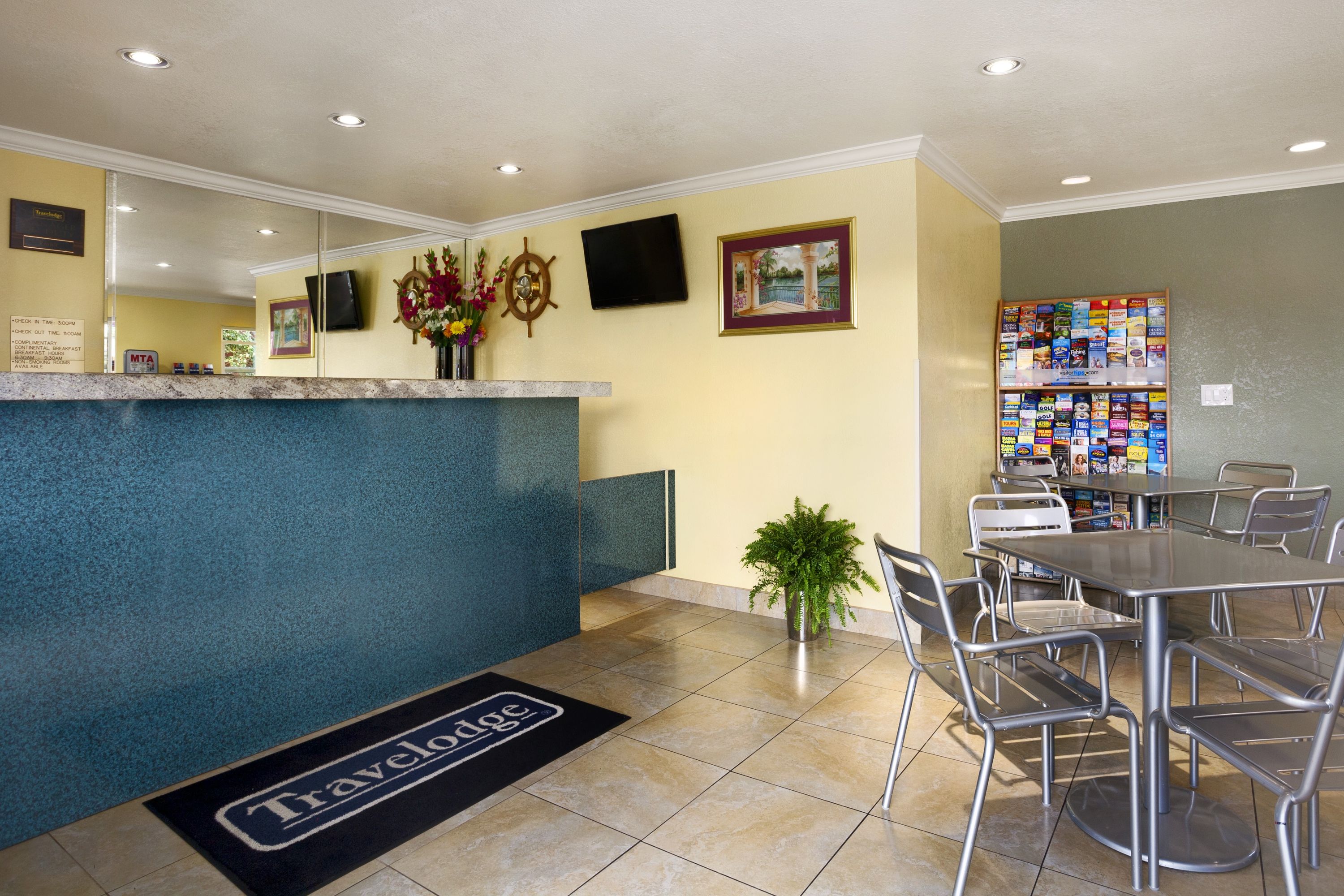 Travelodge By Wyndham San Diego Downtown Convention