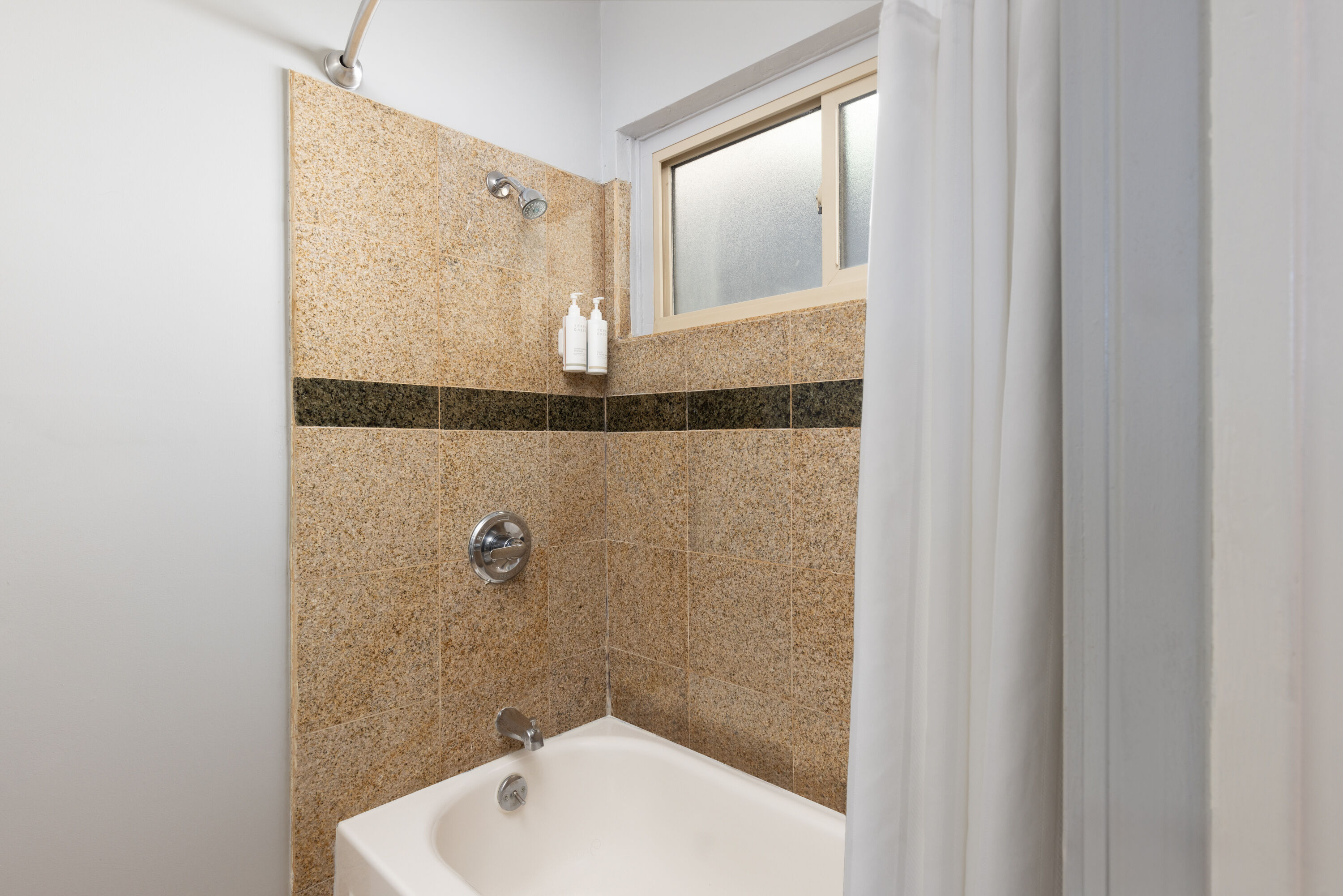 Guest room bath at the Travelodge by Wyndham by Fisherman's Wharf in San Francisco, California
