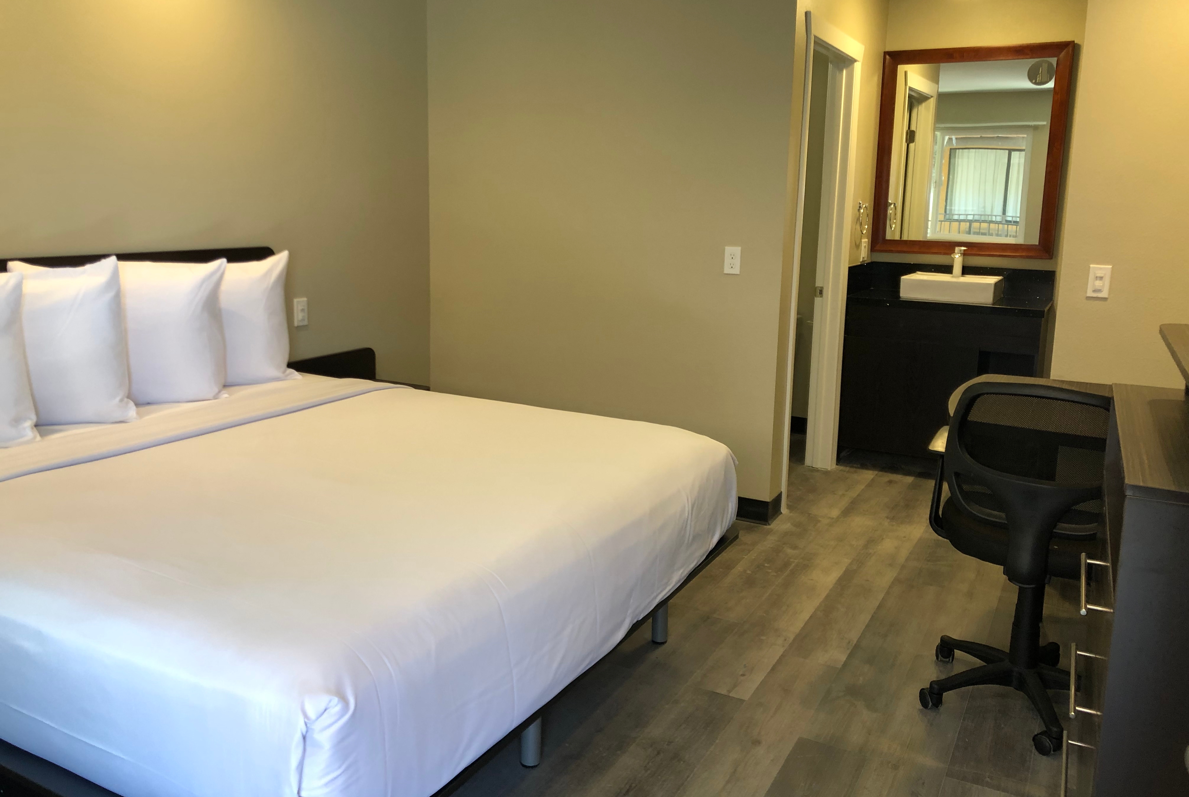 Travelodge Wyndham San Ysidro San Ysidro  Hotels
