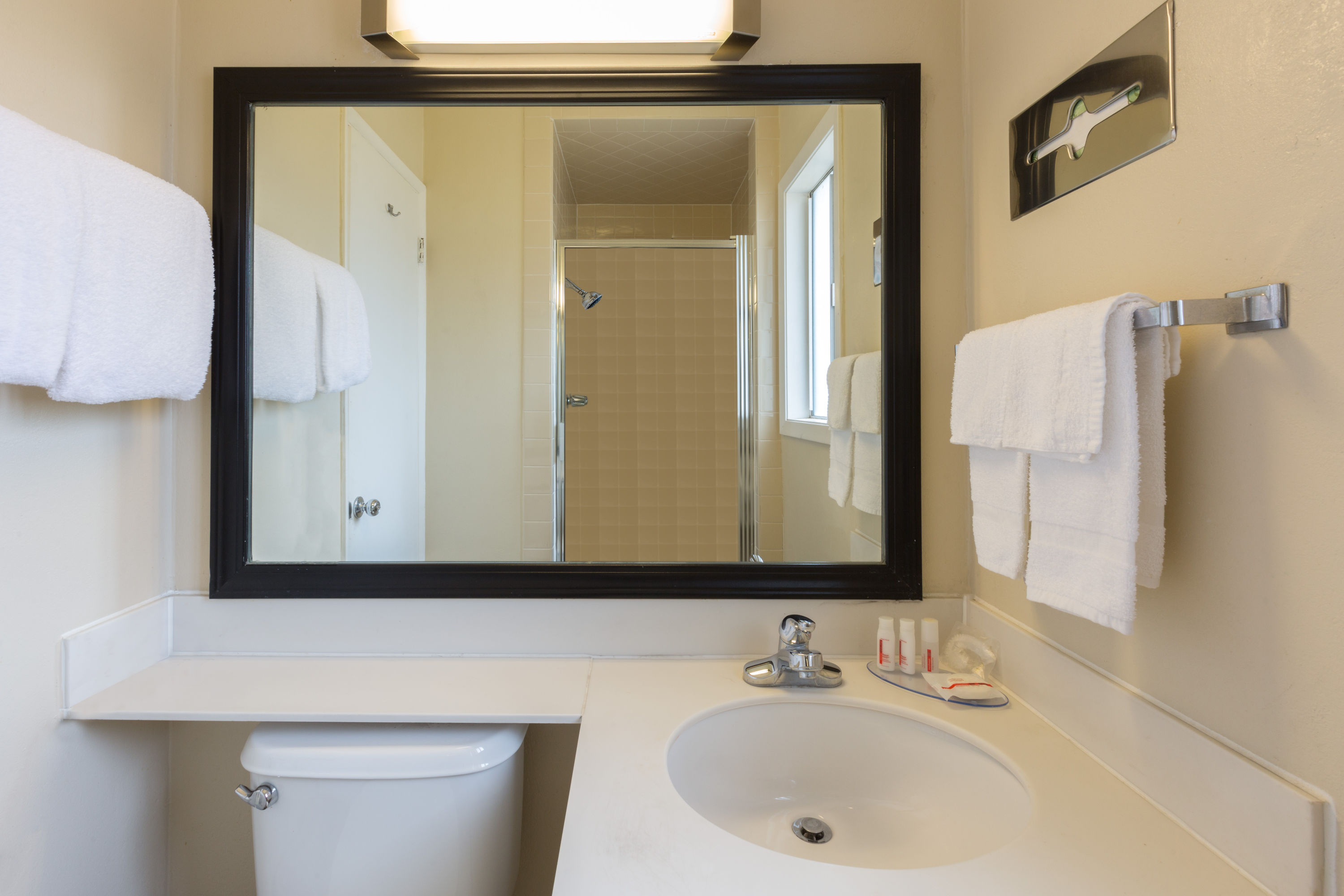 Guest room bath at the Travelodge by Wyndham Santa Rosa Wine Country in Santa Rosa, California