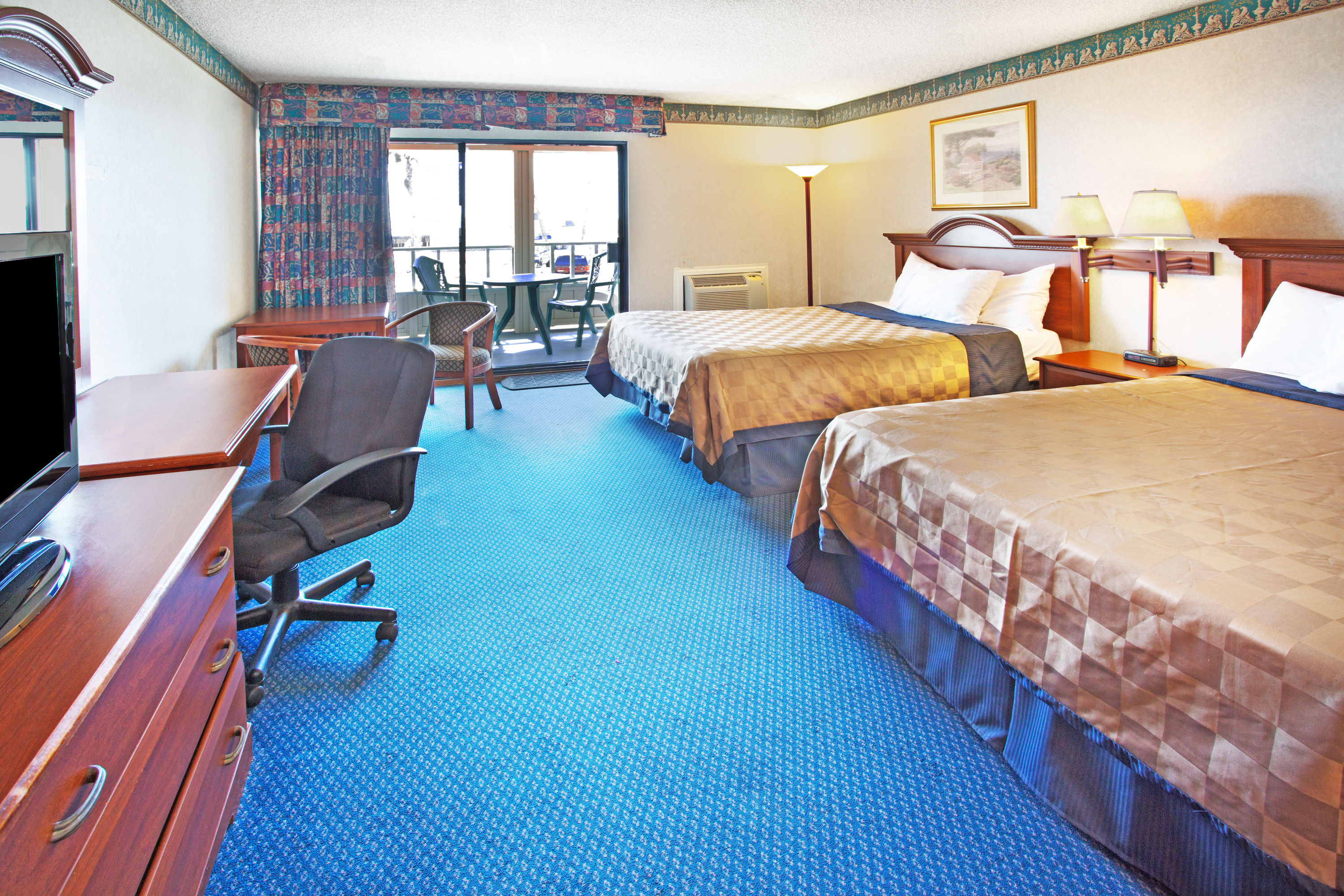Travelodge By Wyndham Ocean Front Sunset Beach Ca Hotels